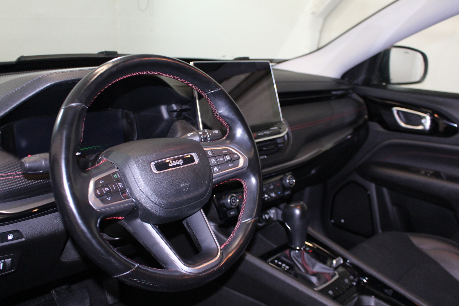 JEEP Compass 1.3 Trailhawk 4xe-image-13