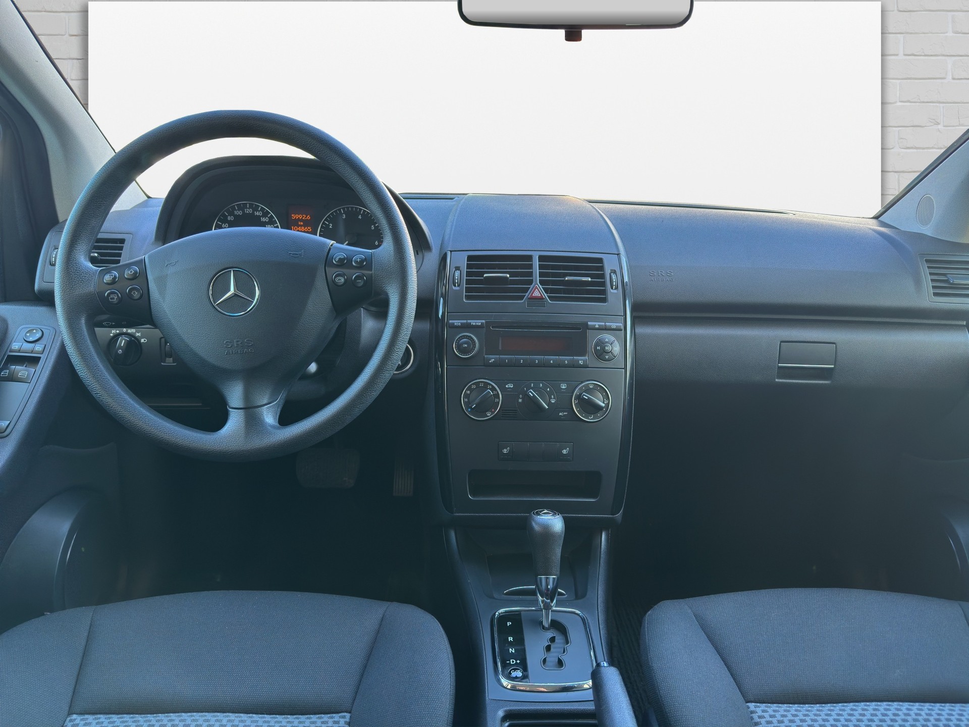 MERCEDES-BENZ A 170 Classic-image-8