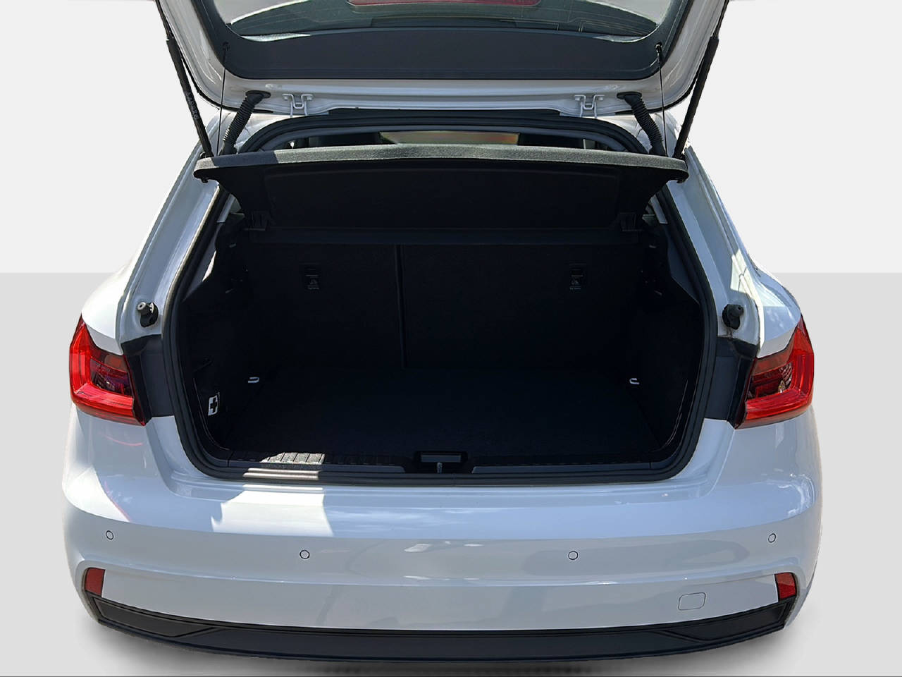 AUDI A1 Sportback 1.0 30 TFSI Attraction-image-13