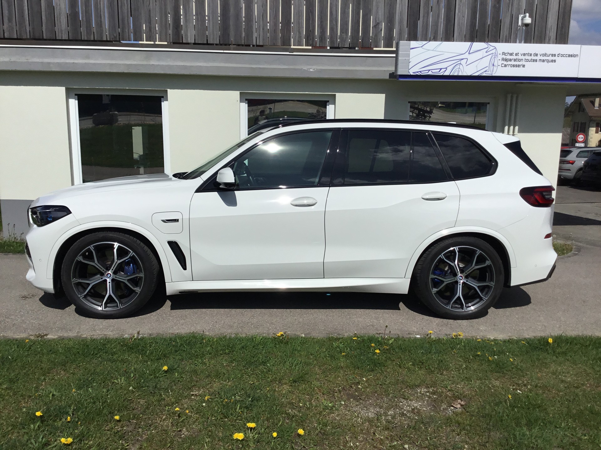 BMW X5 xDrive45e M Sport Steptronic-image-4