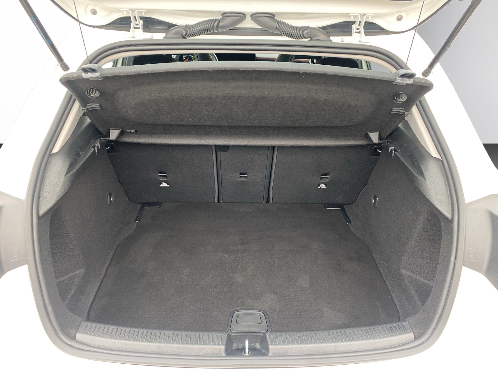 Image MERCEDES-BENZ A-200 A 200 AMG Line 4Matic