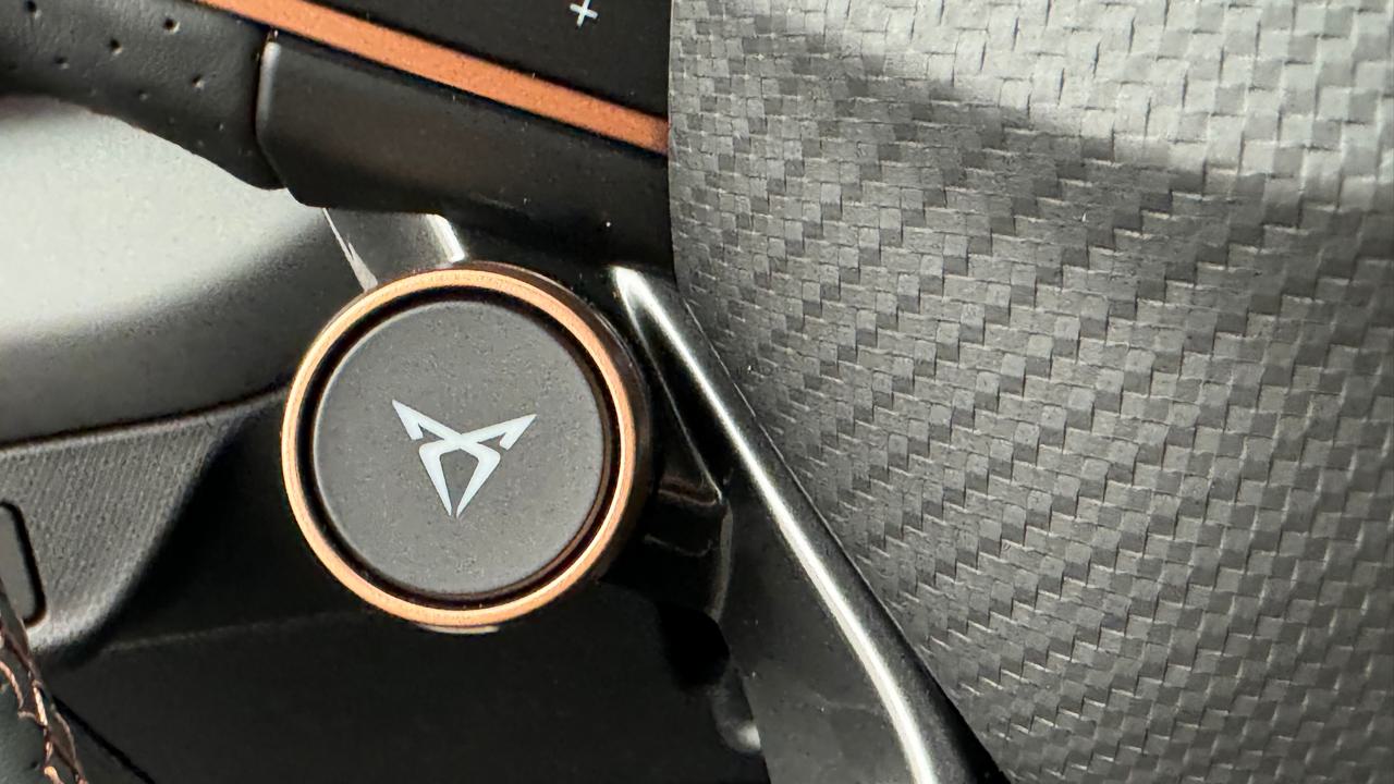 CUPRA Terramar 1.5 eHybrid DSG-image-9