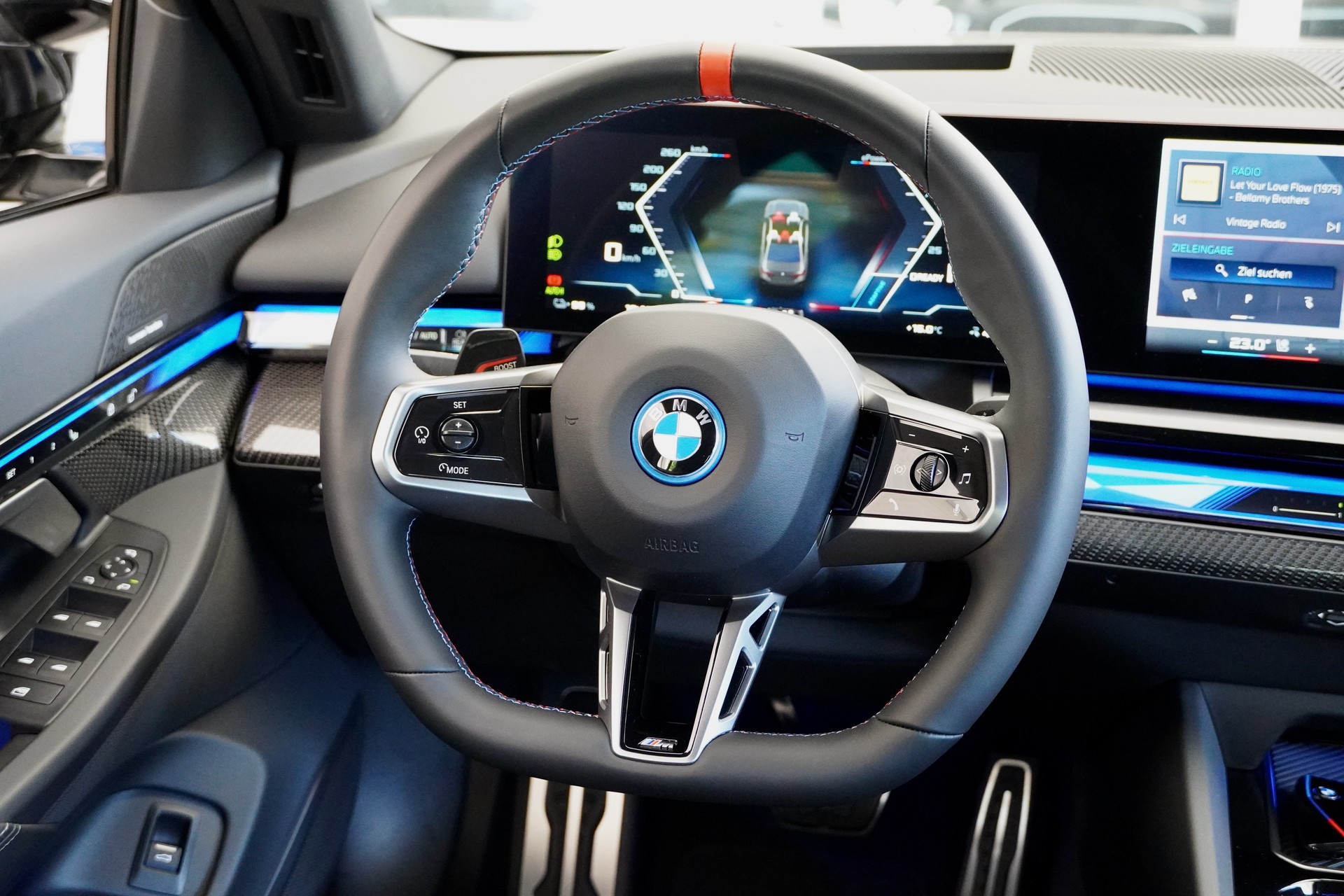 BMW i5 M60 xDrive M Sport Pro-image-16