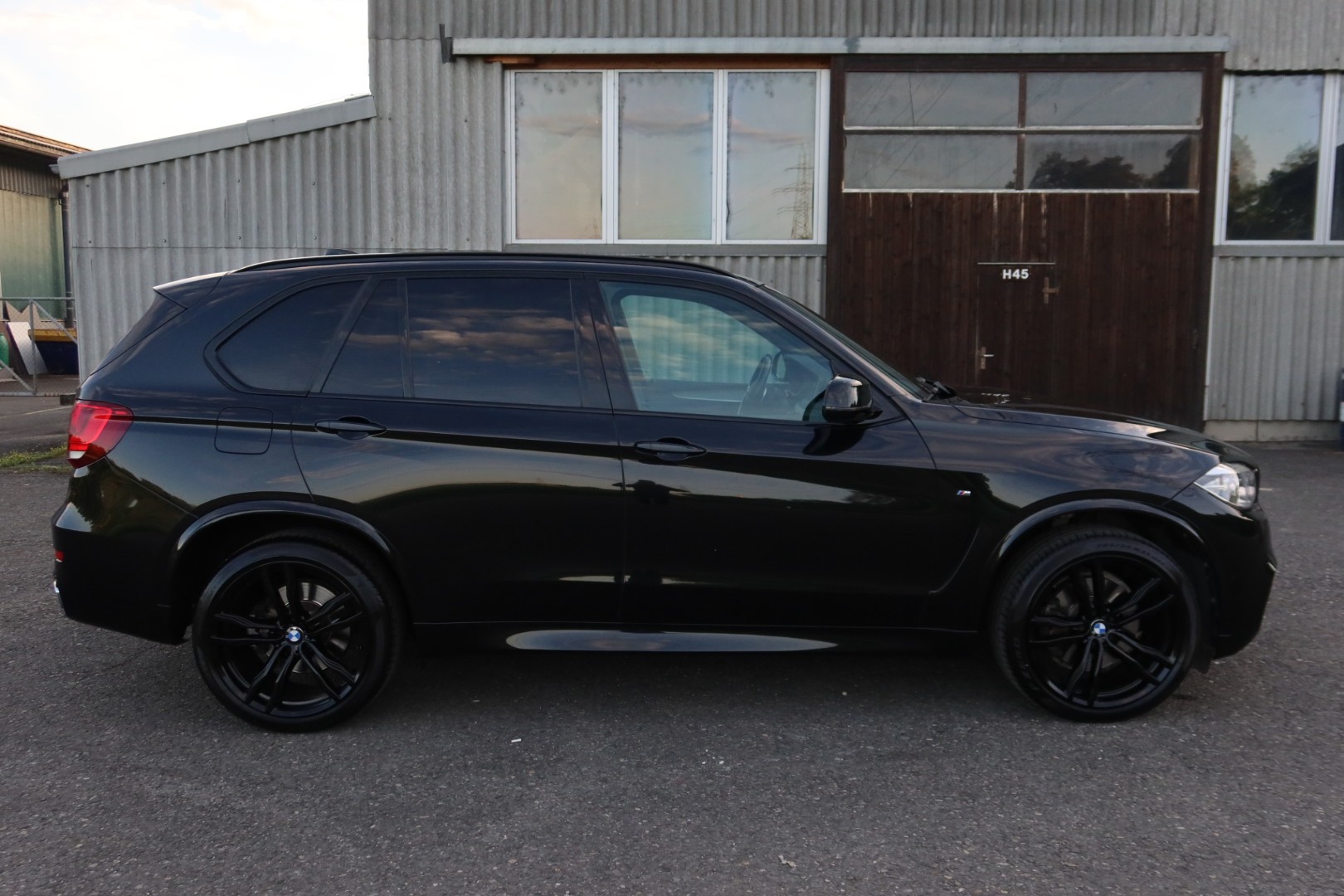 BMW X5 xDrive 40d Steptronic M-Sport SAG-image-4