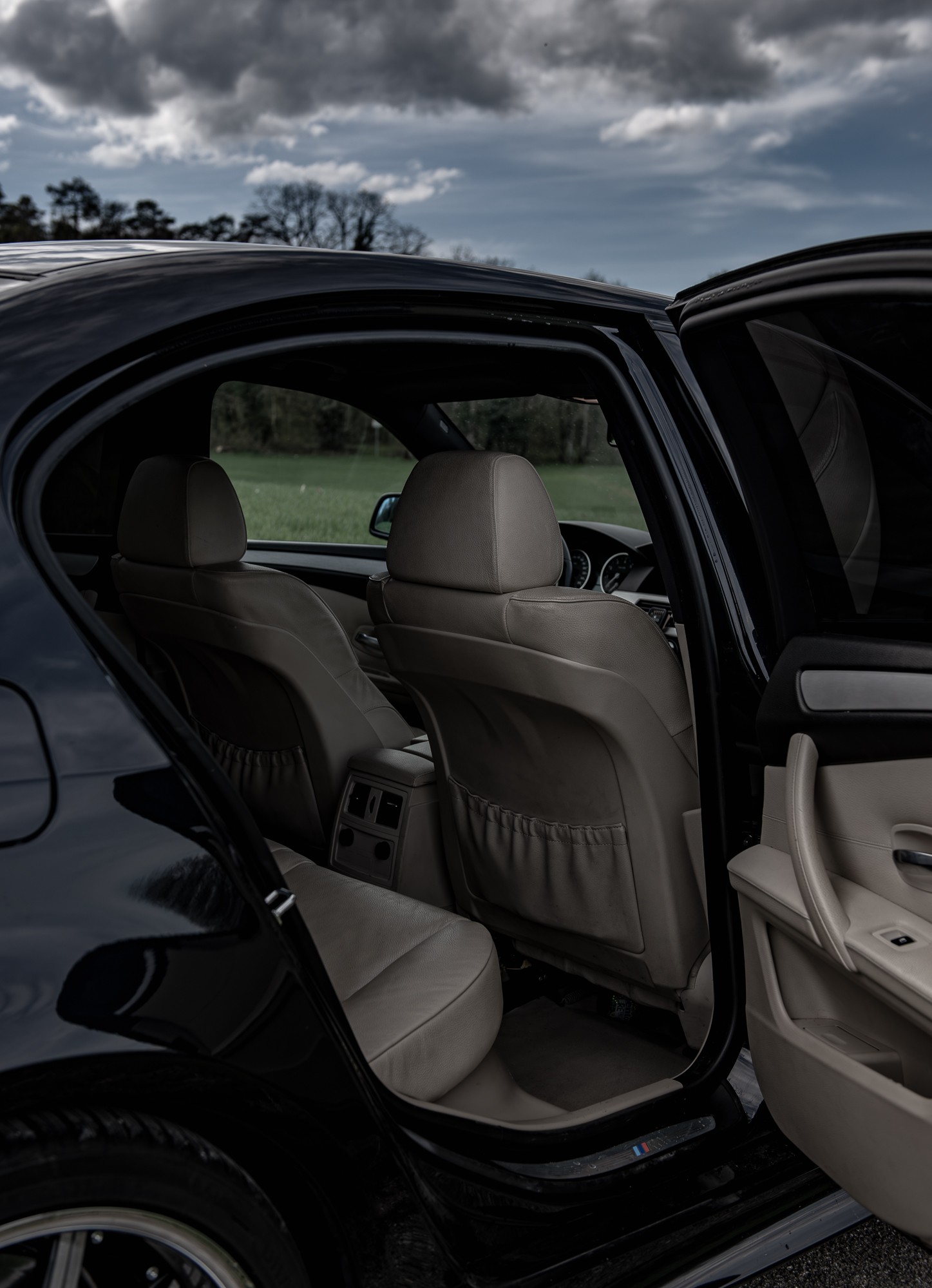 BMW 530i-image-8
