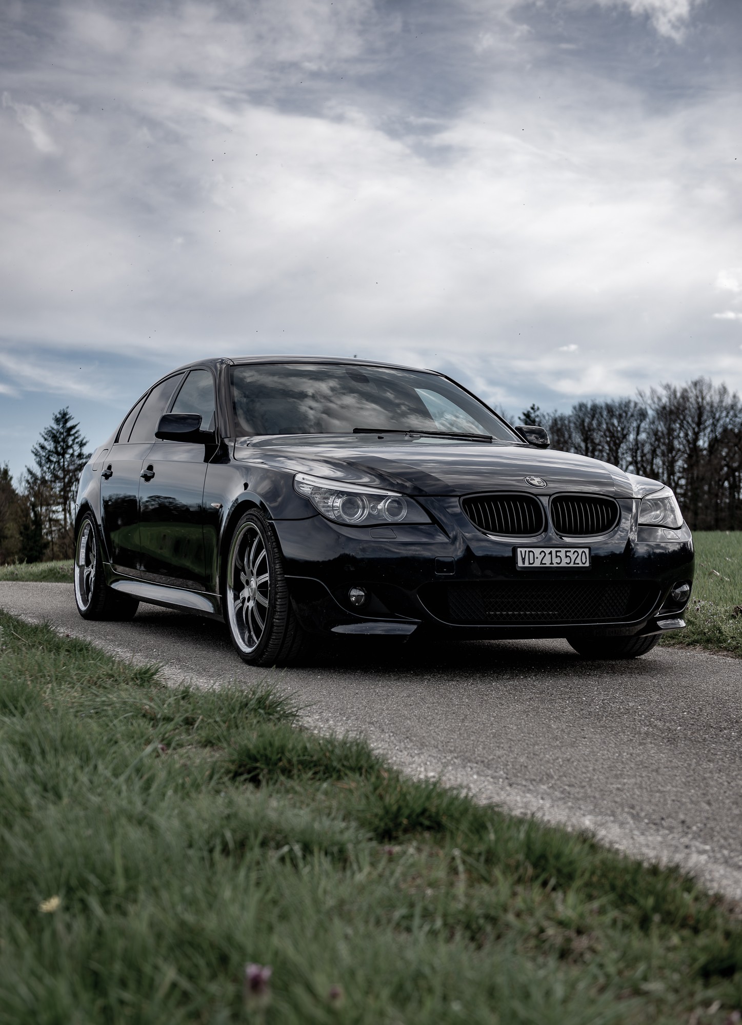 BMW 530i-image-1
