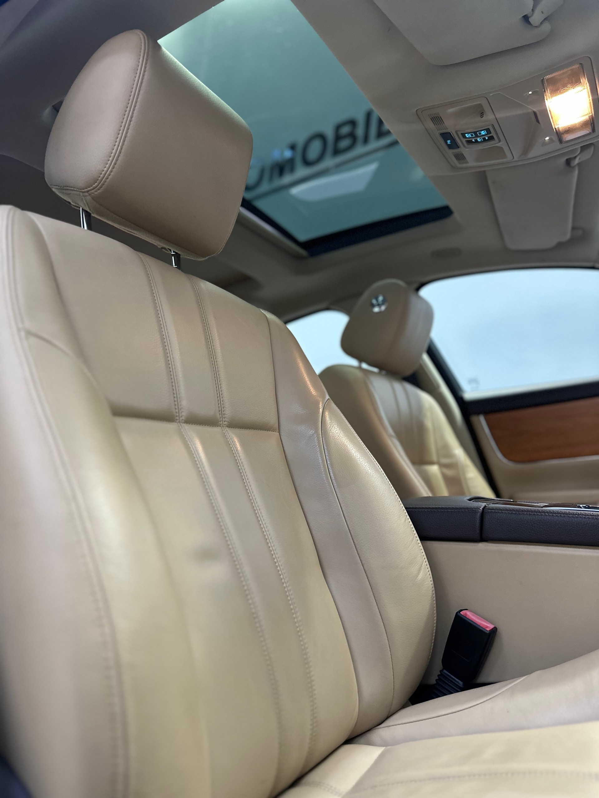 JAGUAR XJ 3.0d V6 Premium Luxury Automatic-image-16