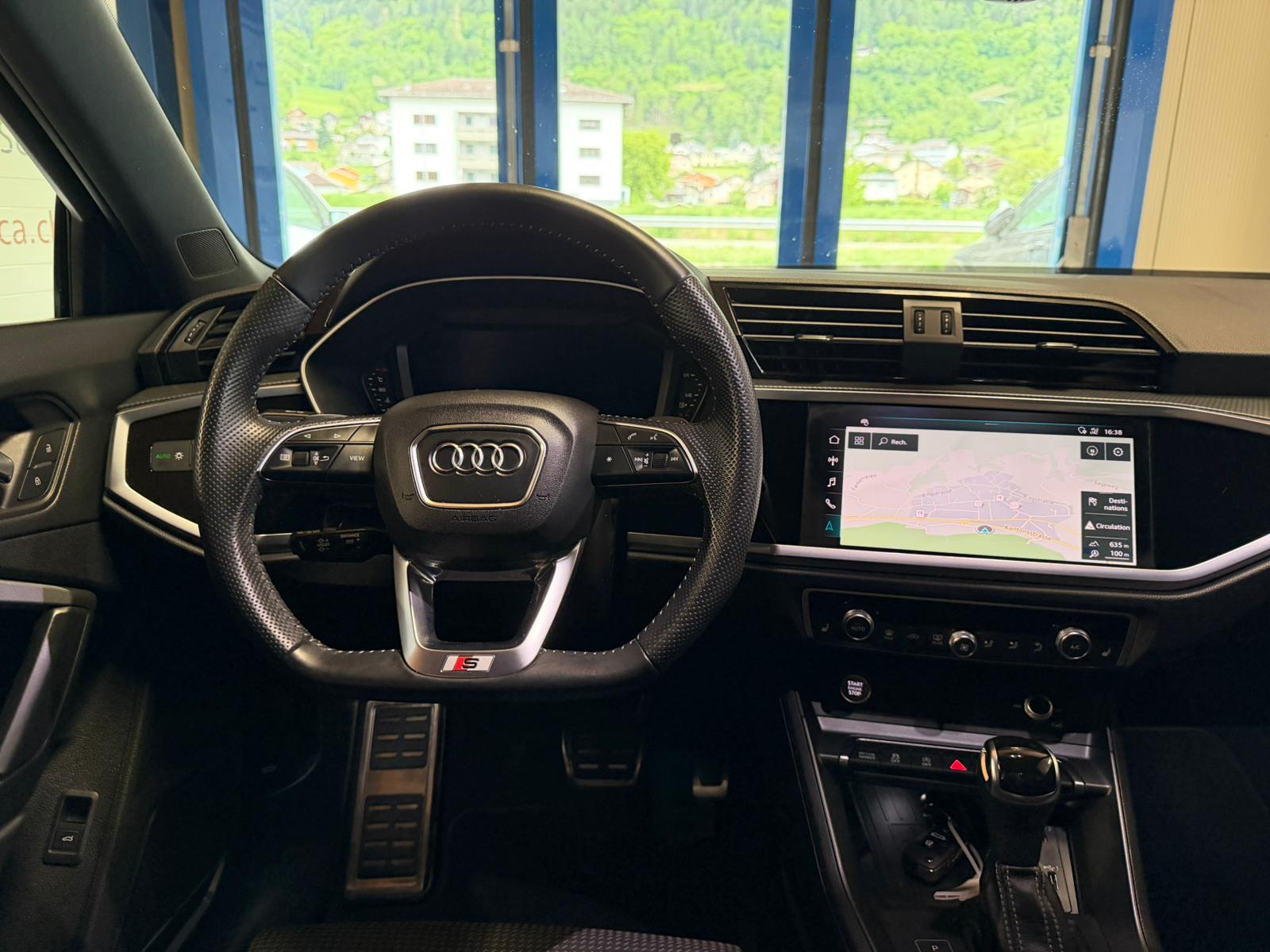 AUDI Q3 Sportback 40 TDI S line Attraction quattro S-tronic-image-16