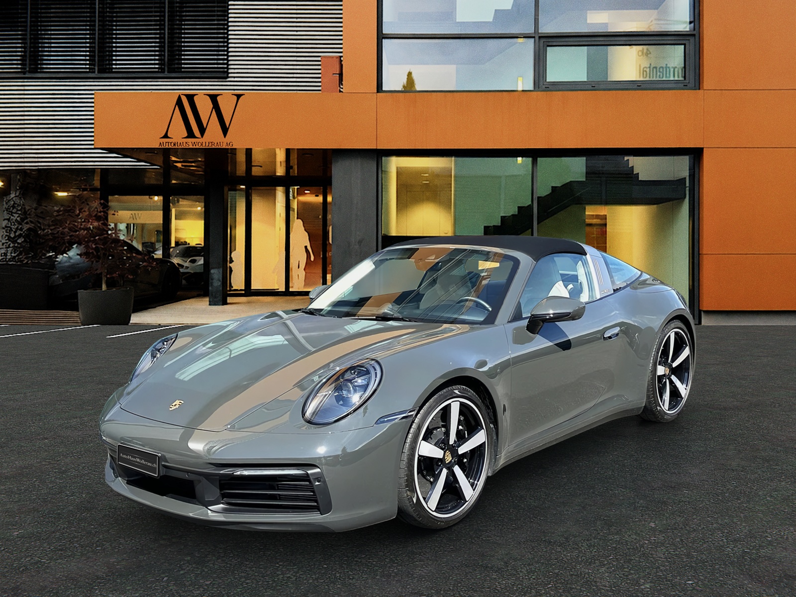 PORSCHE 911 Targa 3.0 Carrera 4S Heritage Design Edition-image-6