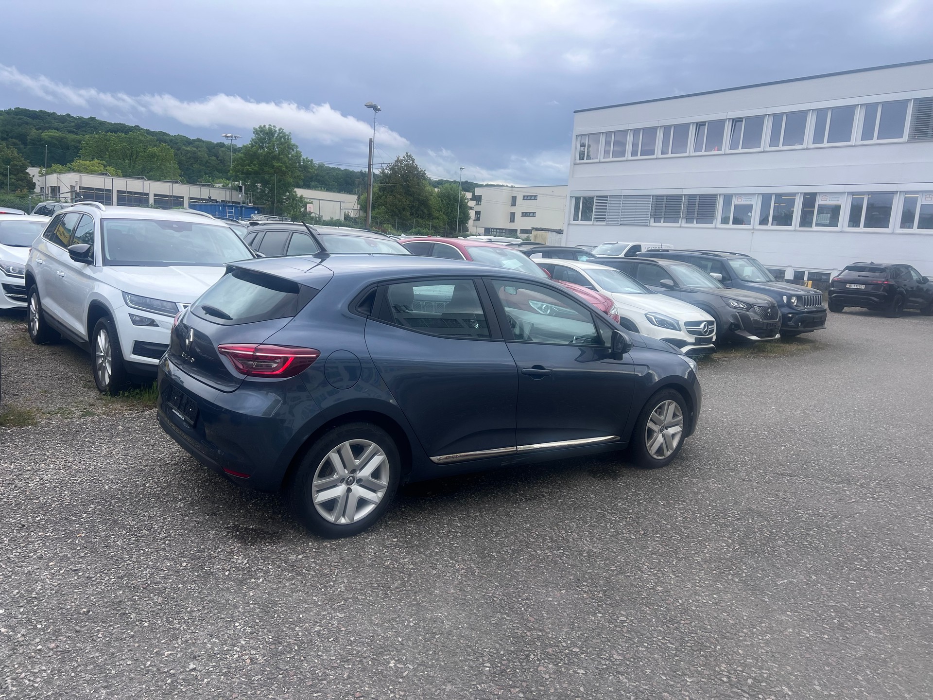 RENAULT Clio 1.0 Zen CVT-image-5