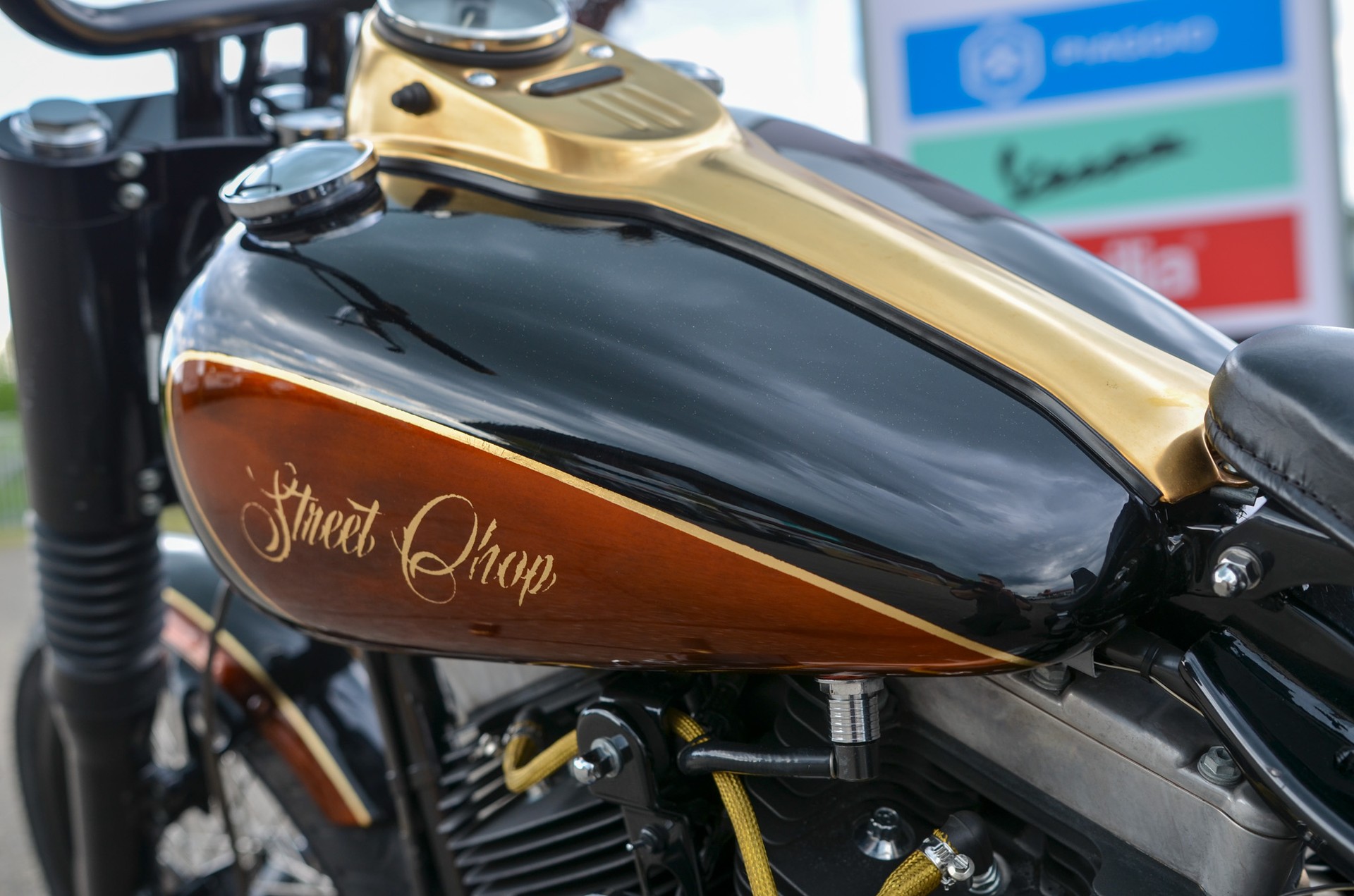 HARLEY-DAVIDSON FXDBI Dyna Street Bob-showroom-element-3
