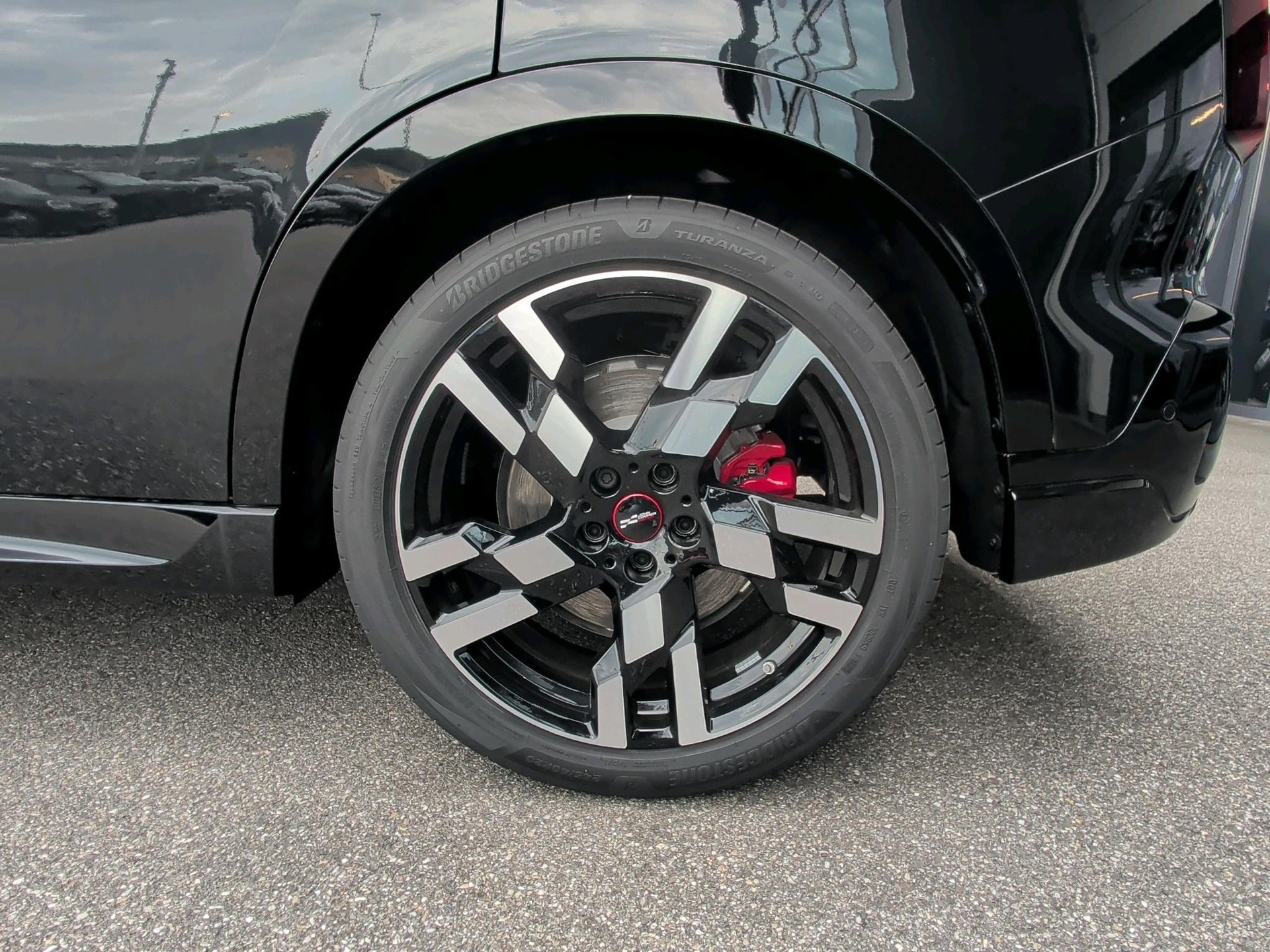 MINI John Cooper Works Countryman ALL4-image-18