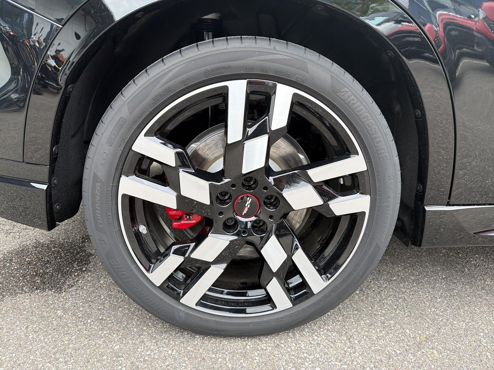 MINI John Cooper Works Countryman ALL4-image-19