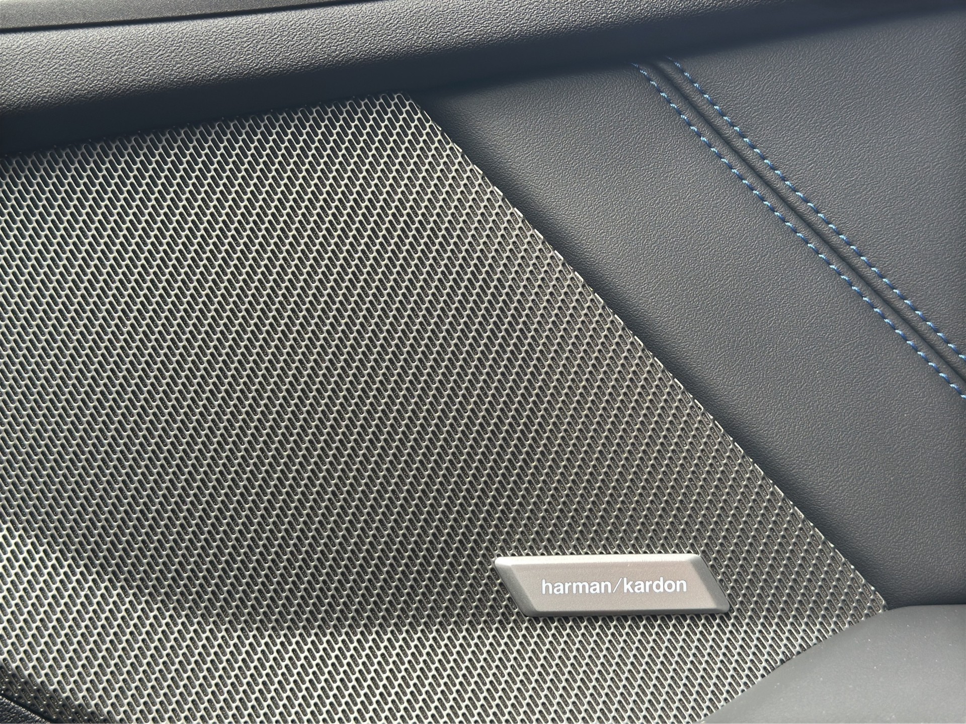 BMW M135 xDrive M Sport Pro Shadow Line-image-13