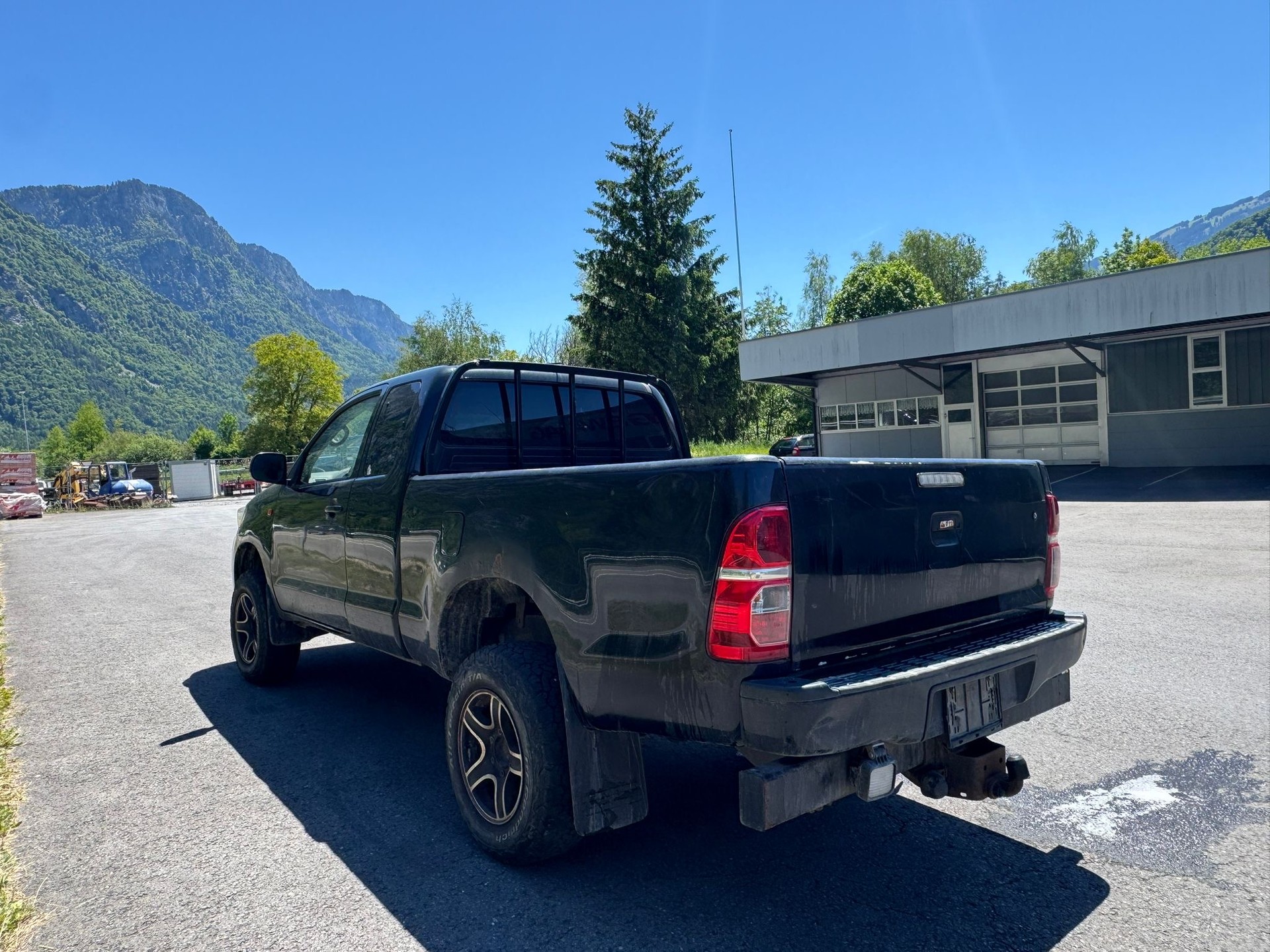 TOYOTA Hilux 2.5D 4WD Extra Cab Luna-image-7