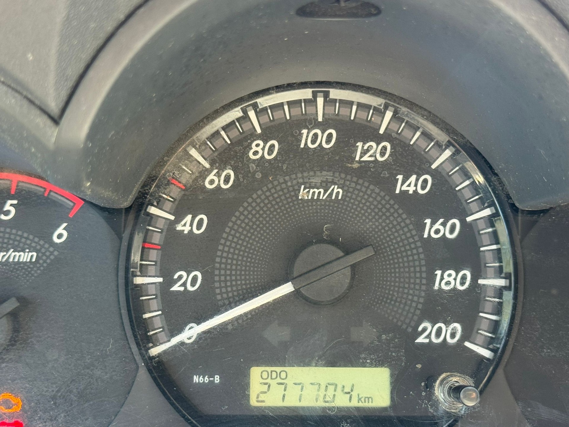 TOYOTA Hilux 2.5D 4WD Extra Cab Luna-image-14