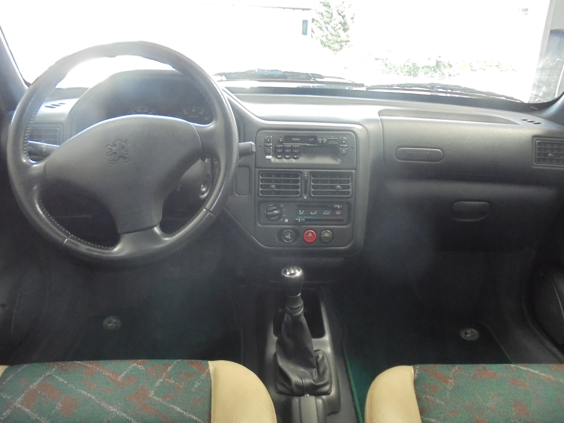 PEUGEOT 106 1.4 Smash-image-6