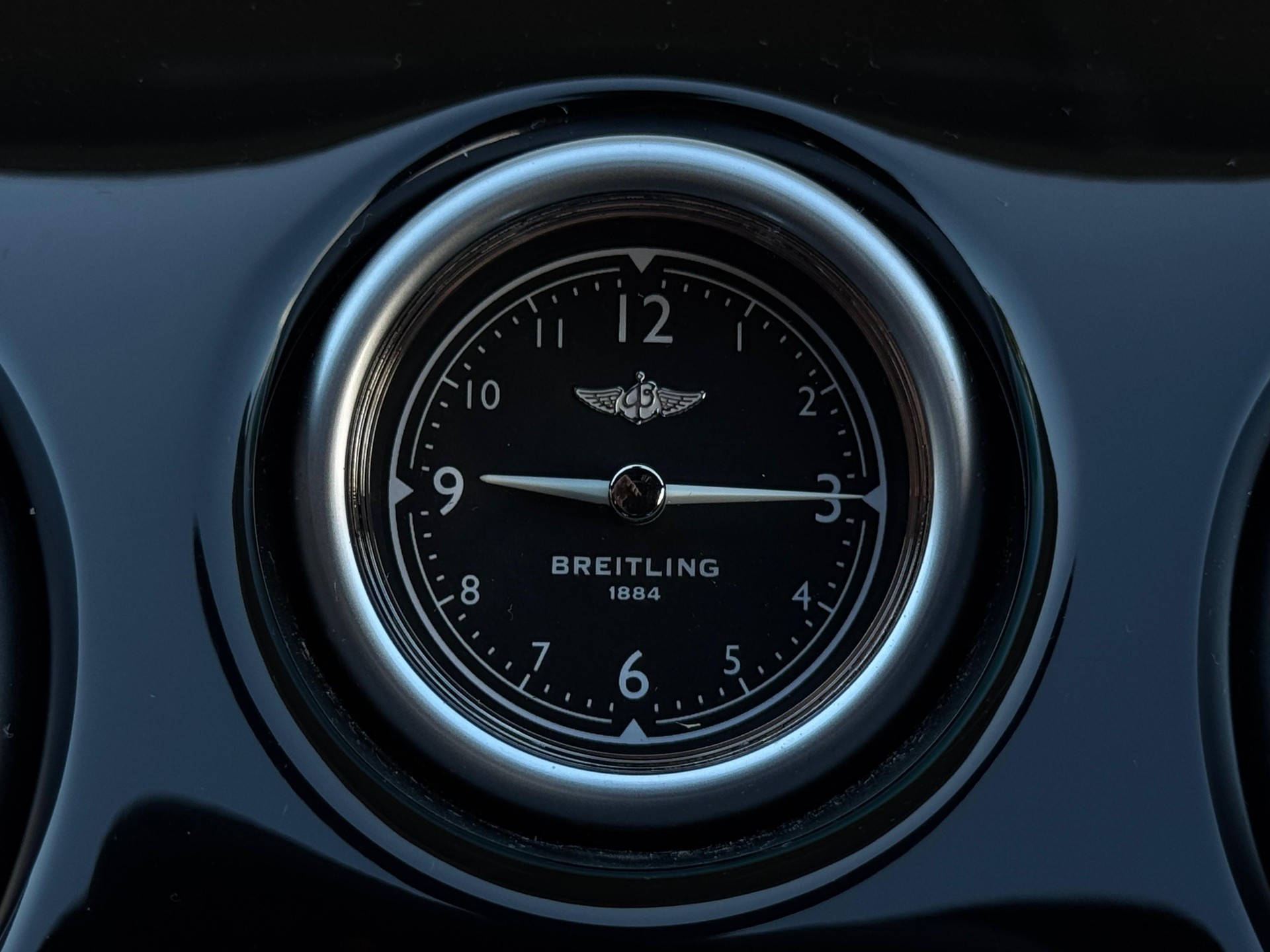 BENTLEY Continental GT 4.0 V8-image-27
