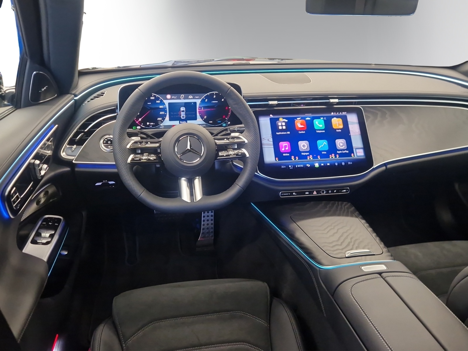 MERCEDES-BENZ E 220 d 4Matic 9G-Tronic-image-5