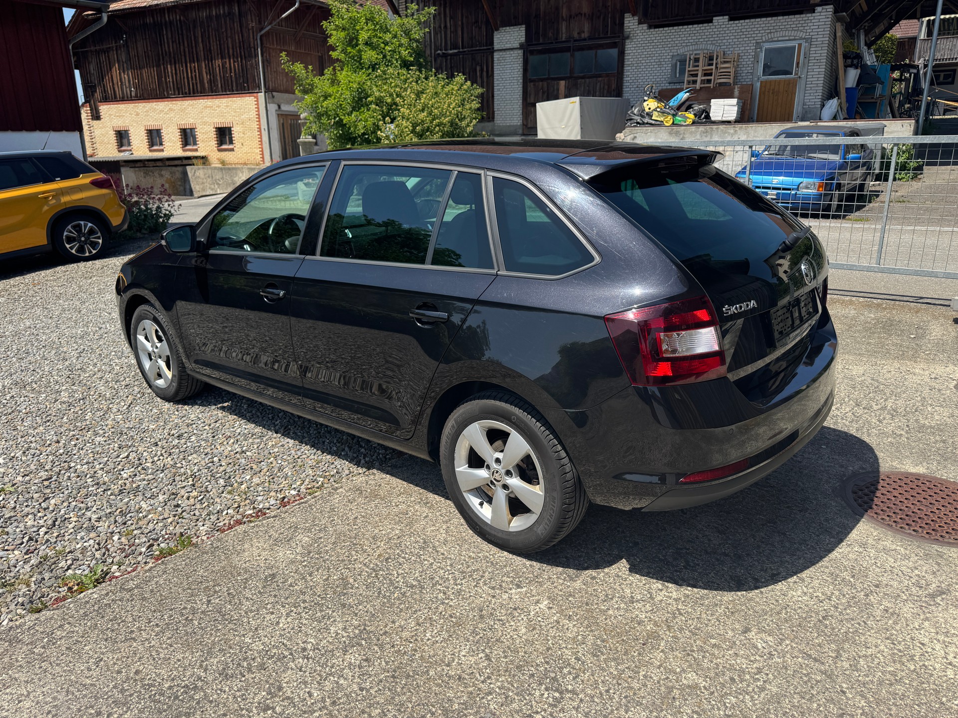 SKODA Rapid Spaceback 1.4 TDI Style DSG-image-4
