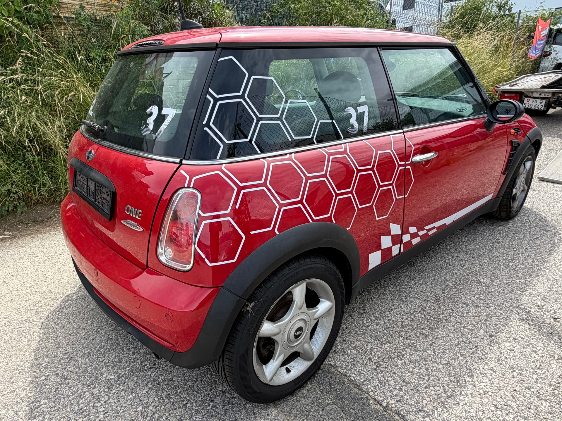 MINI One-image-3