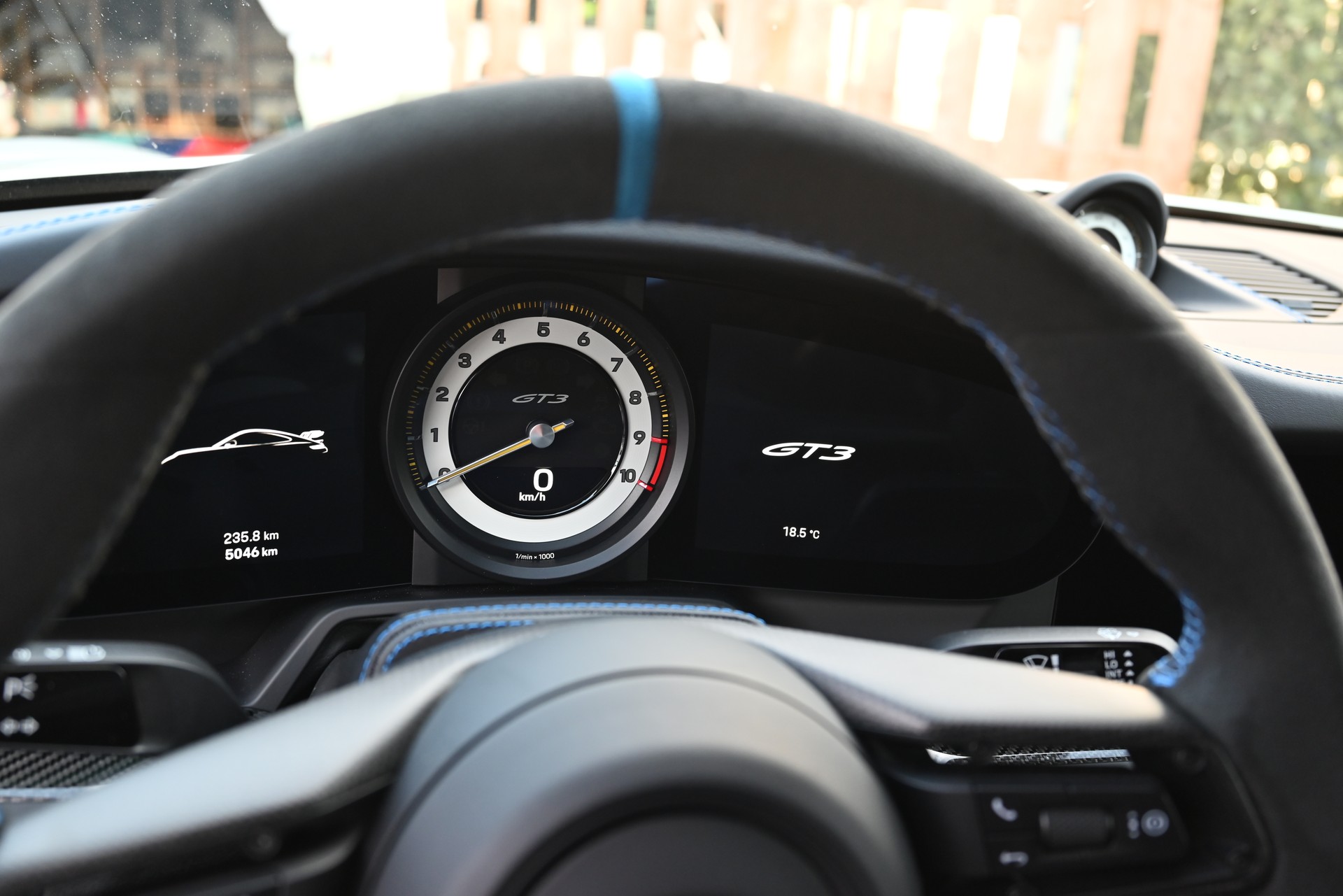 PORSCHE 4.0 GT3-image-8