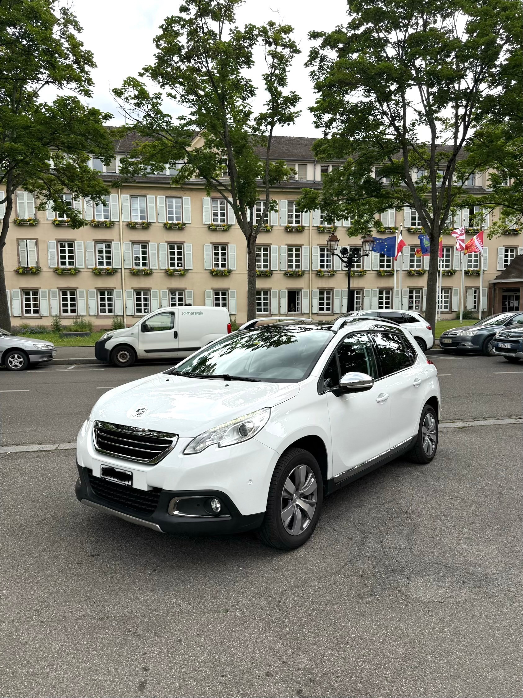 PEUGEOT 1.6 VTi Allure-image-0