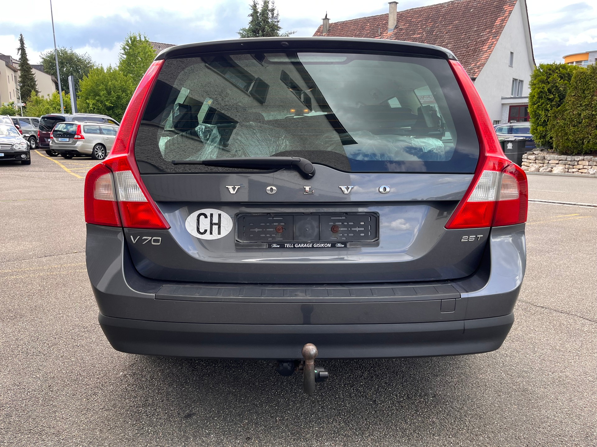 VOLVO V70 2.5T Kinetic Geartronic * AUTOMAT - AHK 1800KG *-showroom-element-3