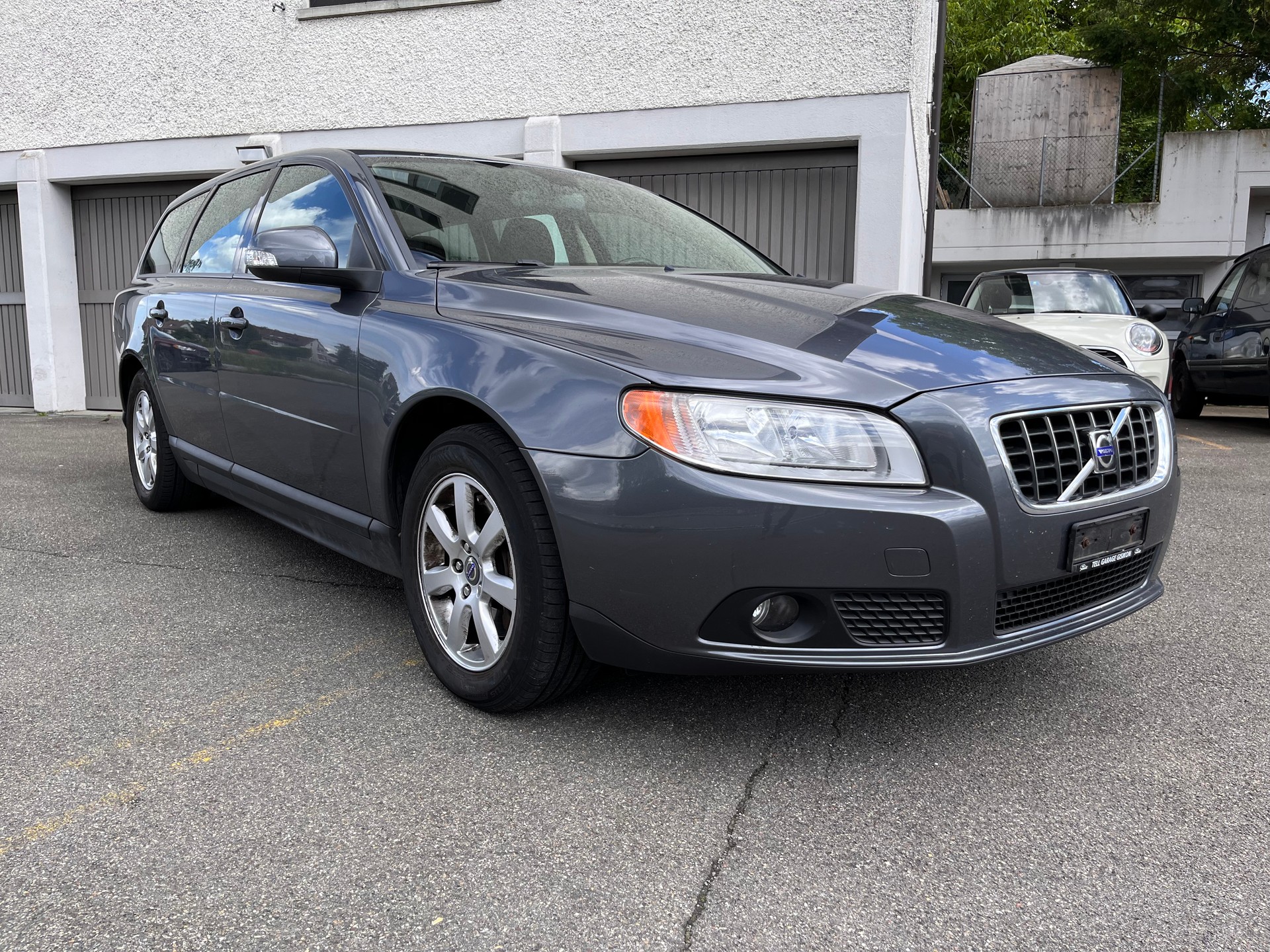 VOLVO V70 2.5T Kinetic Geartronic * AUTOMAT - AHK 1800KG *-image-5
