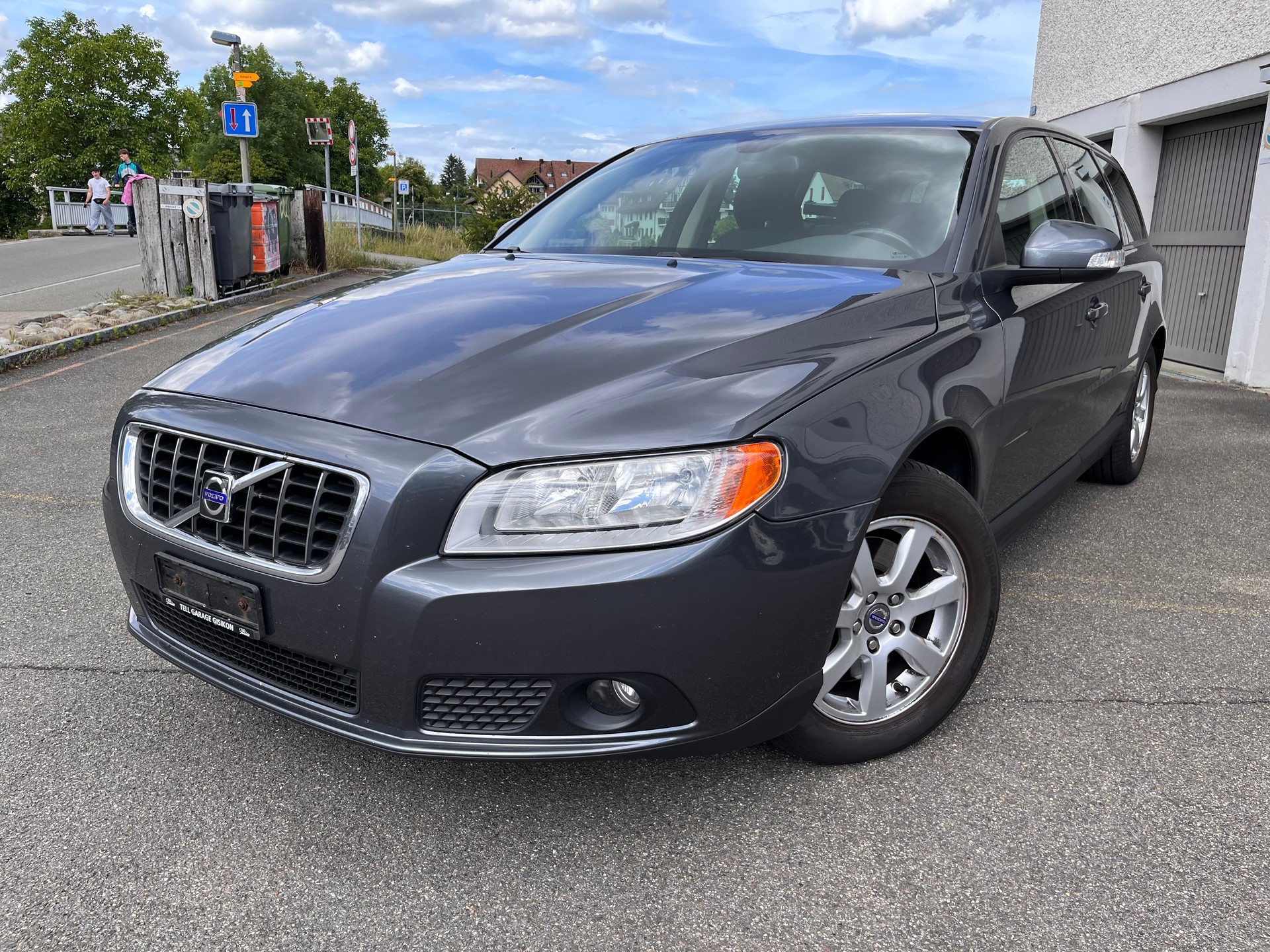 VOLVO V70 2.5T Kinetic Geartronic * AUTOMAT - AHK 1800KG *