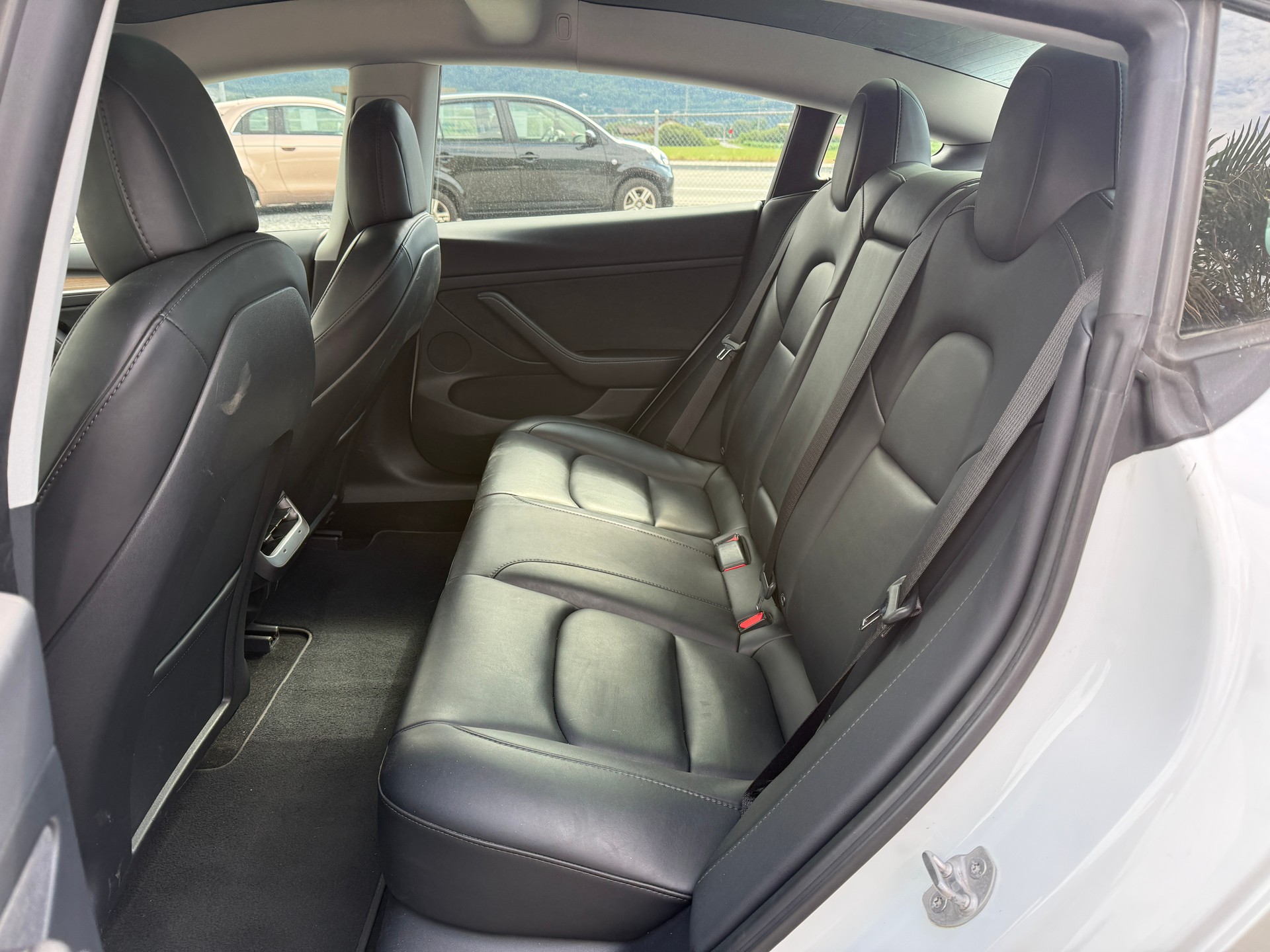 TESLA Model 3 LR AWD EAP👌Refresh👌Wärmepumpe👌-image-9