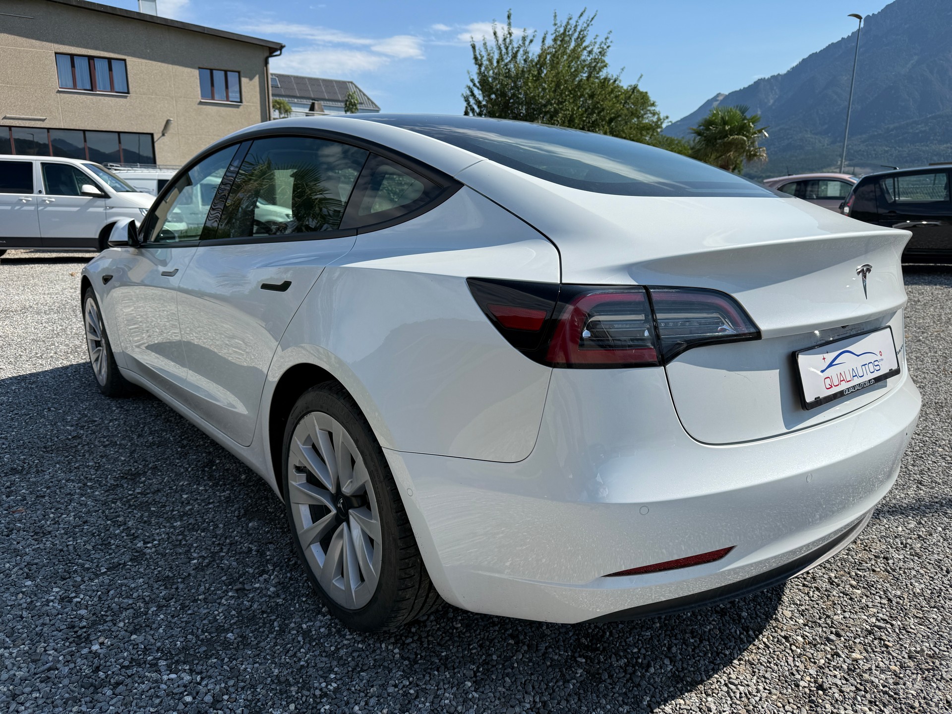 TESLA Model 3 LR AWD EAP👌Refresh👌Wärmepumpe👌-showroom-element-3