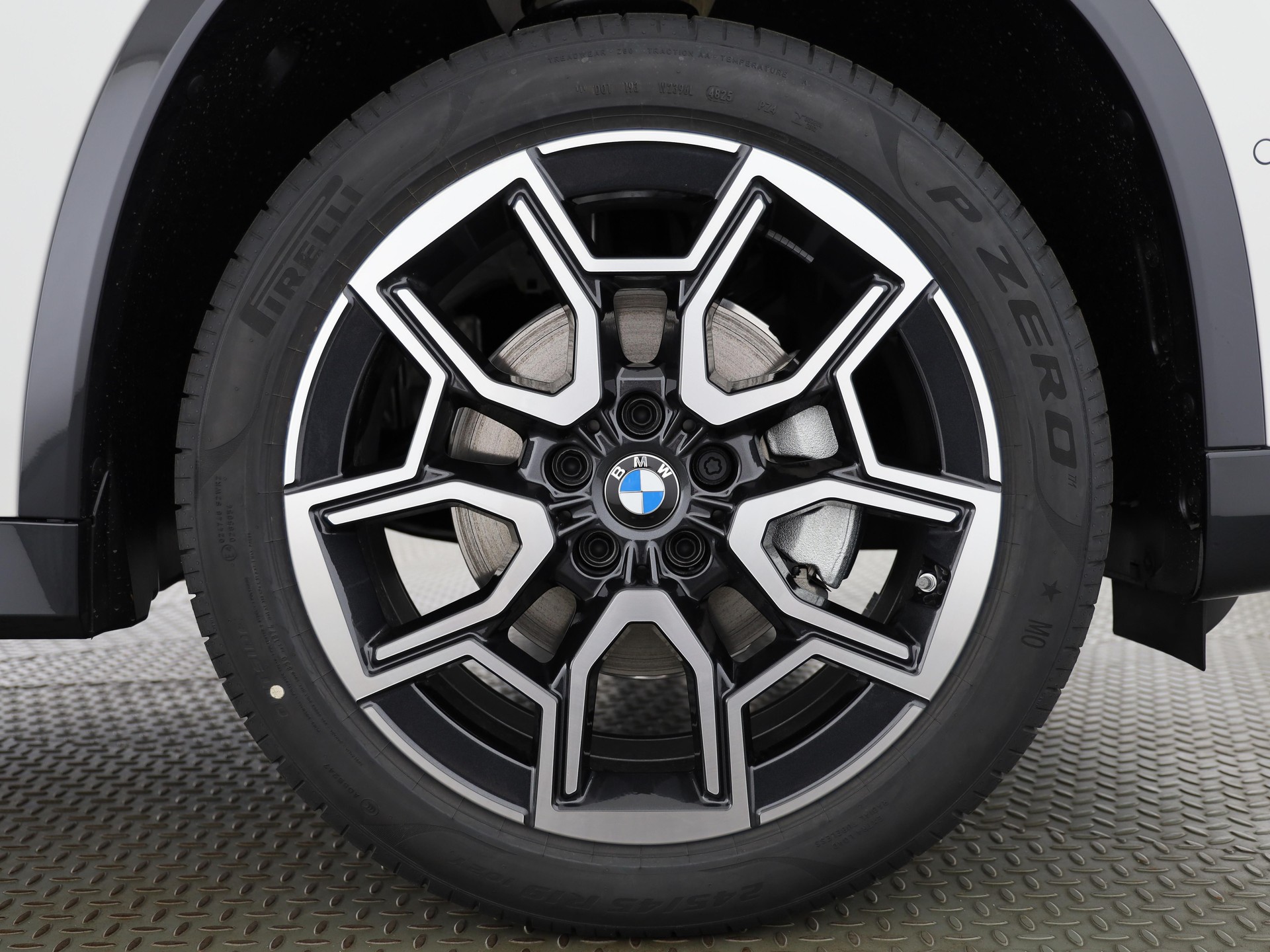 BMW X1 20d xDrive-image-5