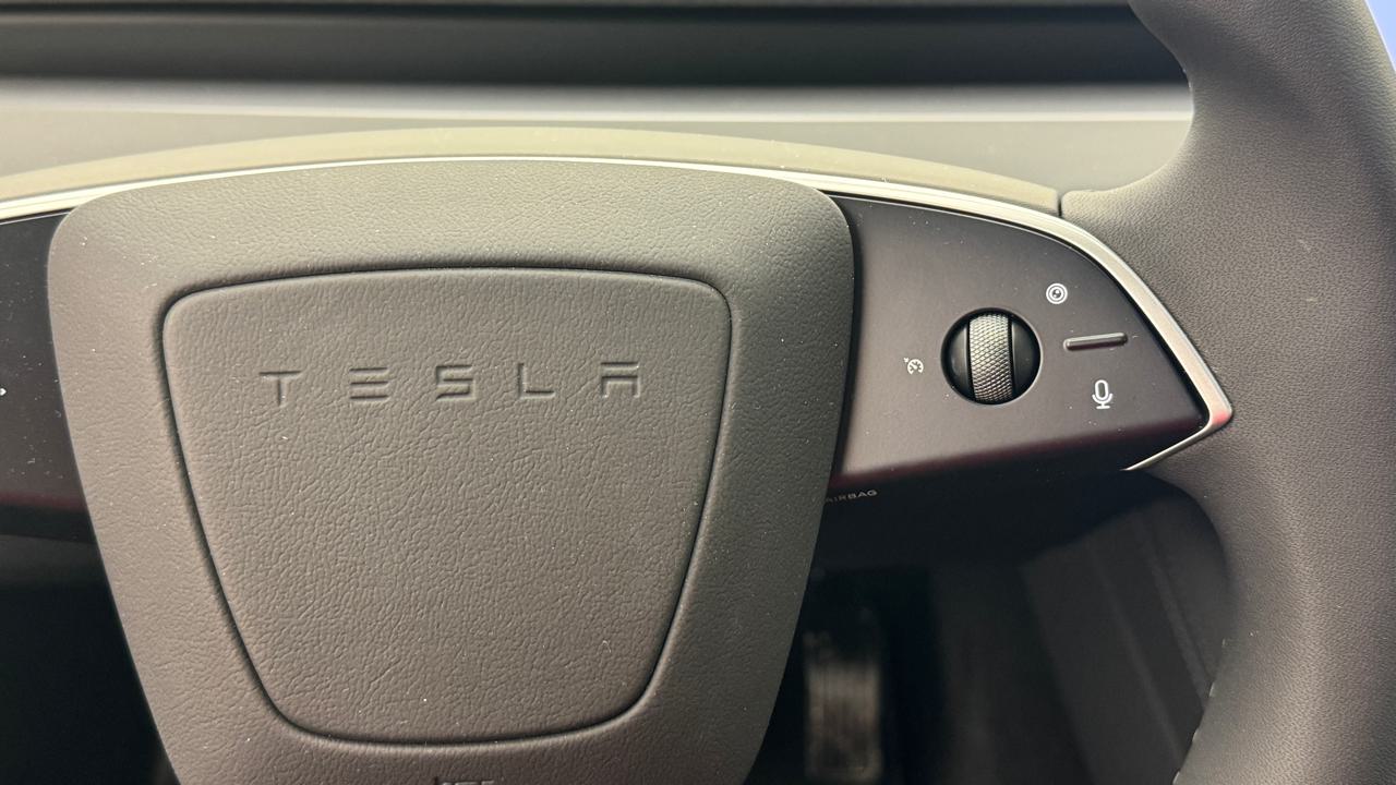 TESLA Model 3 RWD-image-9