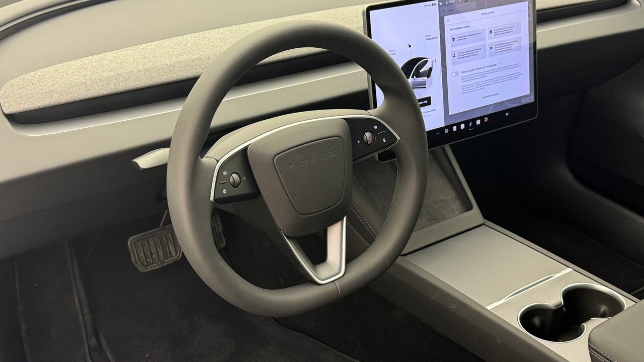 TESLA Model 3 RWD-image-6
