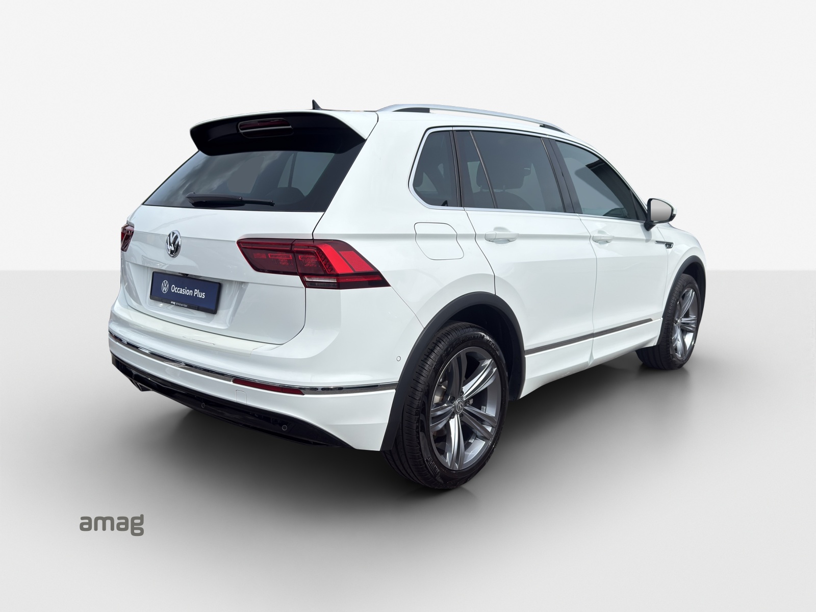 VW Tiguan 2.0TSI Highline 4Motion DSG-image-4