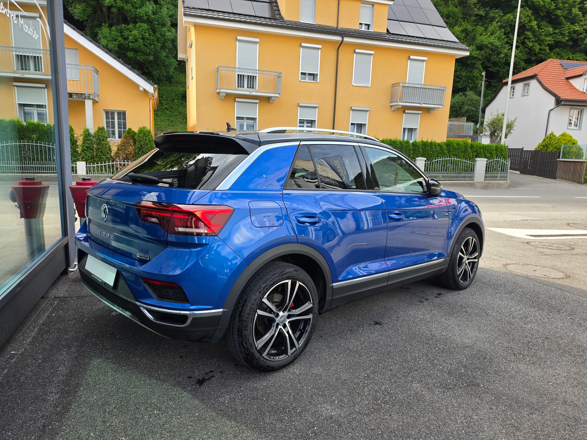 VW T-Roc 2.0 TDI SCR Advance 4Motion-image-2
