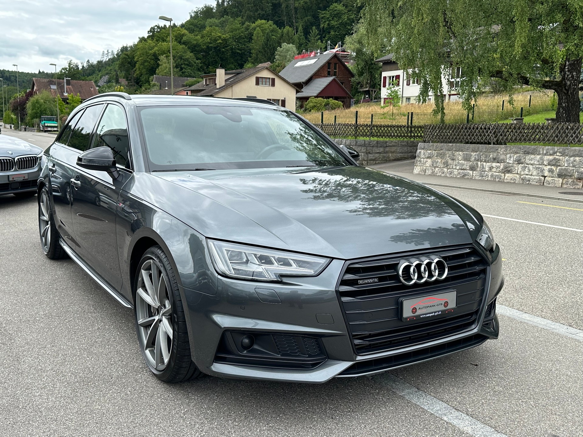 AUDI A4 Avant 3.0 TDI Sport quattro tiptronic-image-1