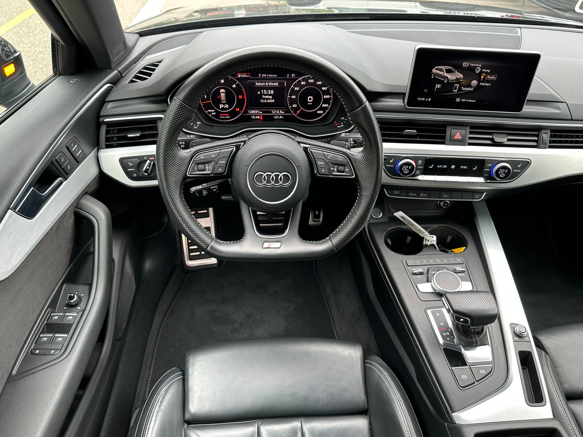 AUDI A4 Avant 3.0 TDI Sport quattro tiptronic-image-12