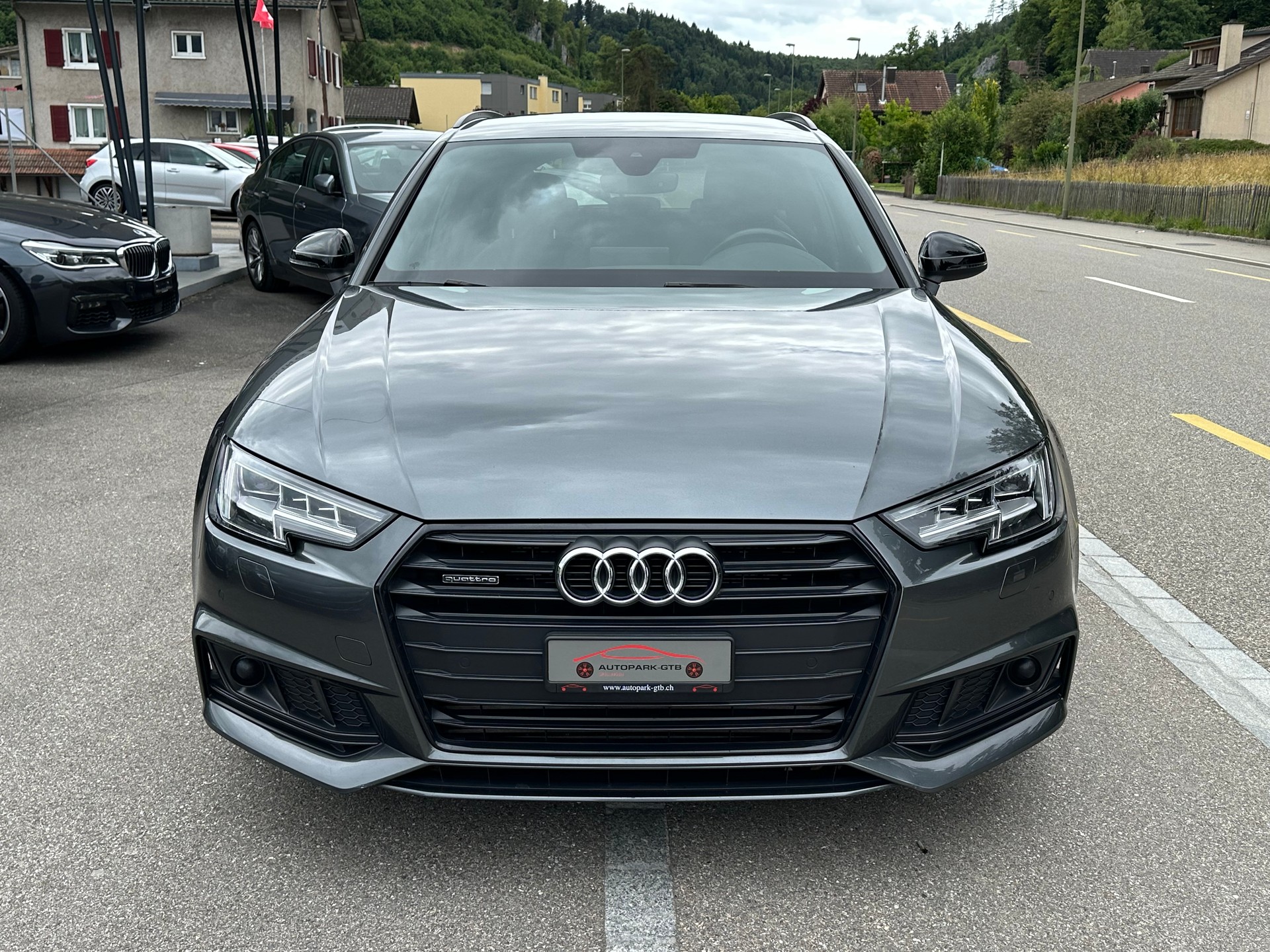 AUDI A4 Avant 3.0 TDI Sport quattro tiptronic-image-2