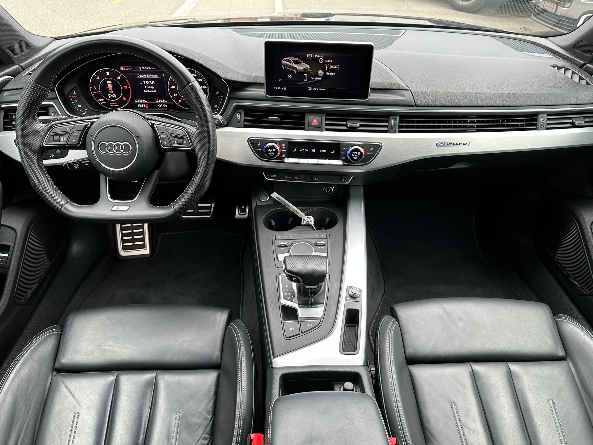 AUDI A4 Avant 3.0 TDI Sport quattro tiptronic-image-14