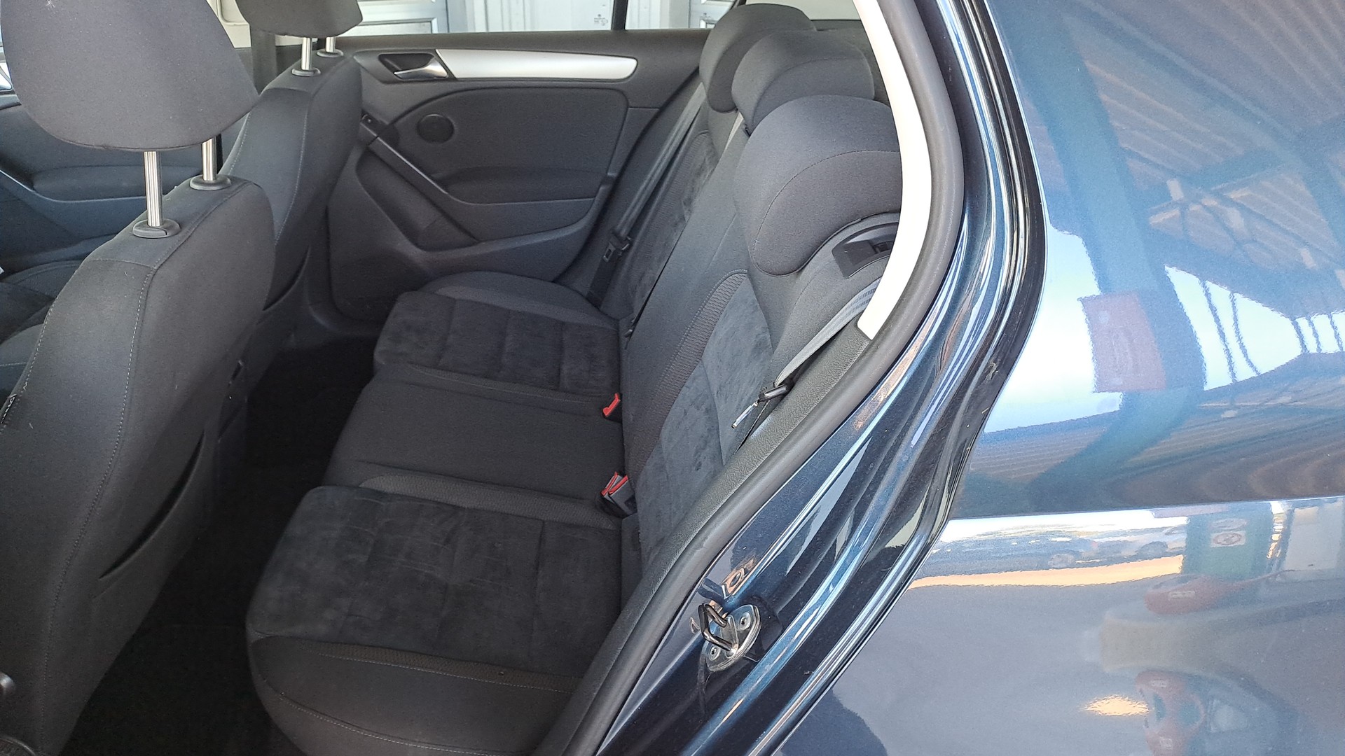 VW Golf 1.4 TSI Highline-image-15