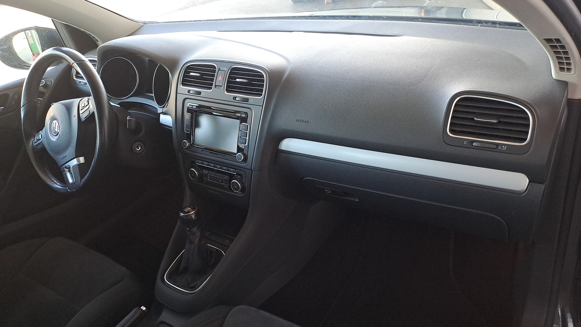 VW Golf 1.4 TSI Highline-image-11
