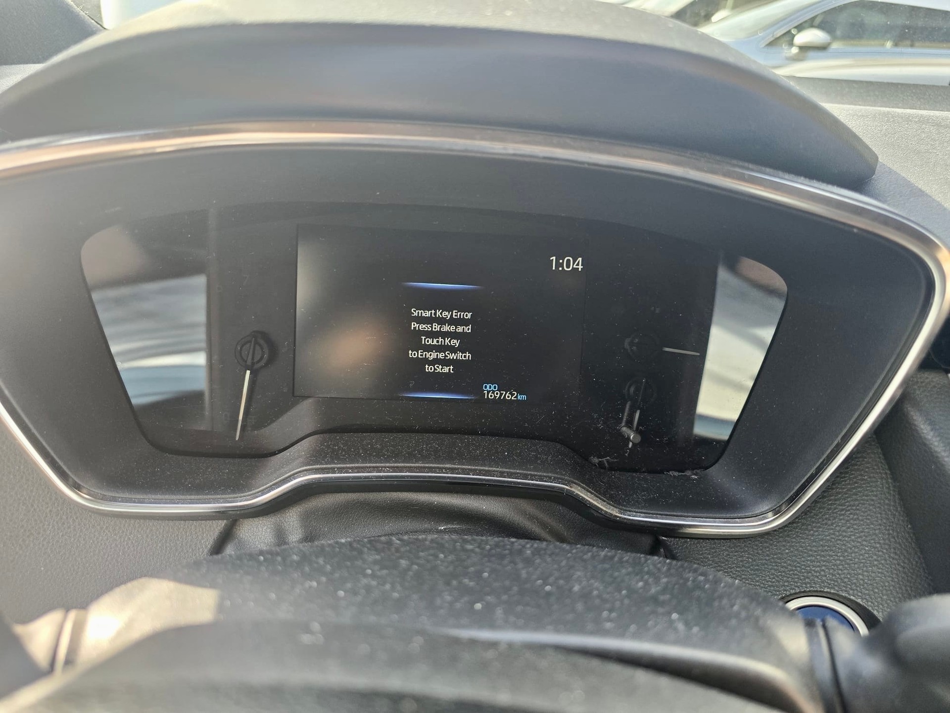 TOYOTA Corolla Touring Sports 1.8 HSD Comfort e-CVT-image-9