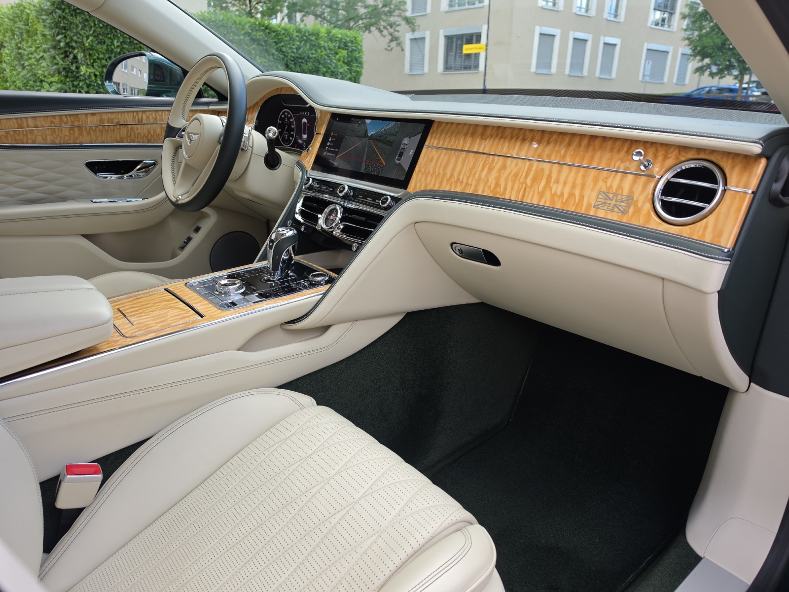 BENTLEY Flying Spur 6.0 W12 First Edition-image-10