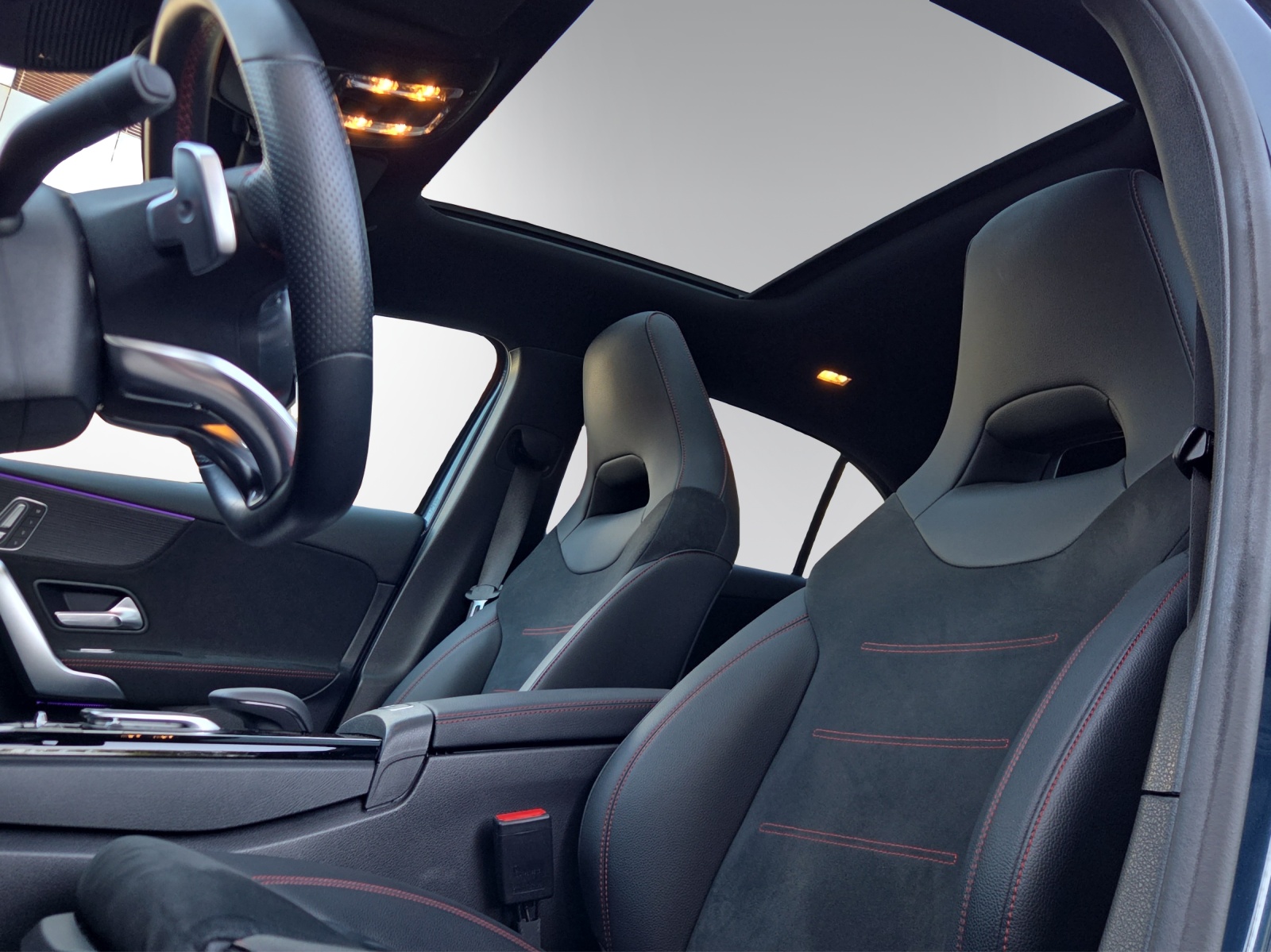 MERCEDES-BENZ A 250 4Matic AMG Line 4Matic 7G-DCT-image-8