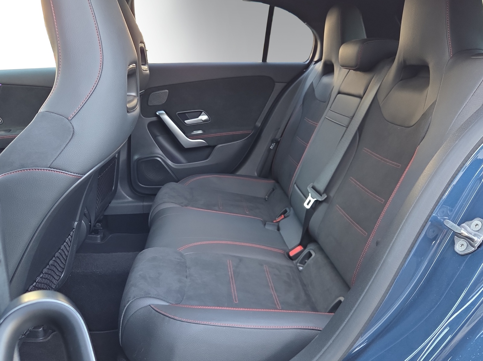 Image MERCEDES-BENZ A-250 A 250 4Matic AMG Line 4Matic 7G-DCT