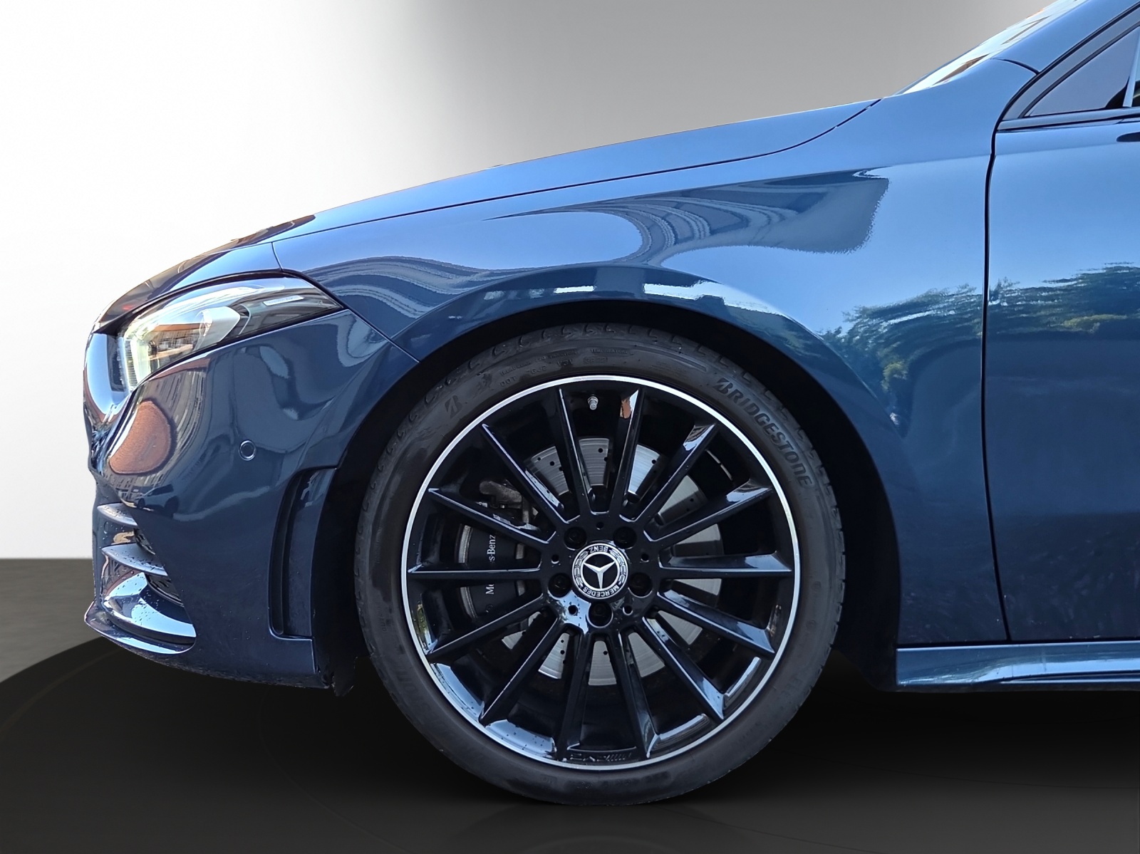 Image MERCEDES-BENZ A-250 A 250 4Matic AMG Line 4Matic 7G-DCT
