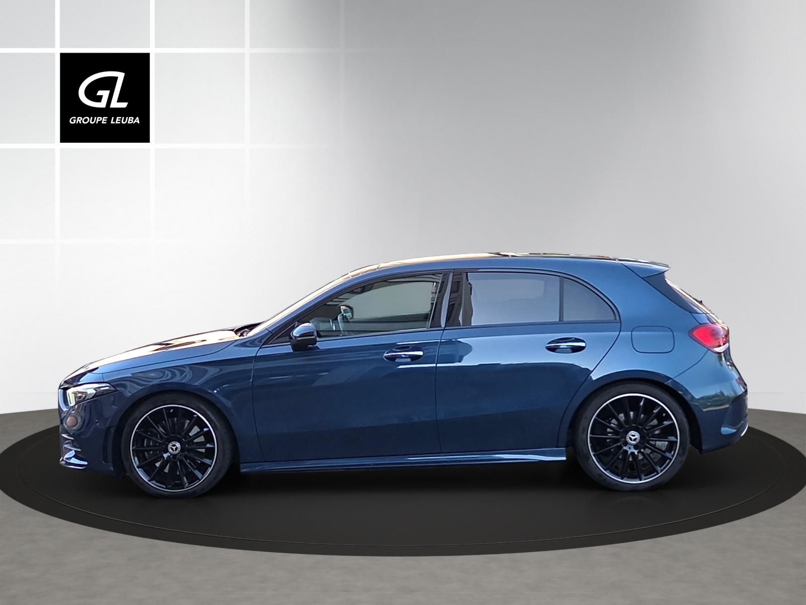MERCEDES-BENZ A 250 4Matic AMG Line 4Matic 7G-DCT-image-2