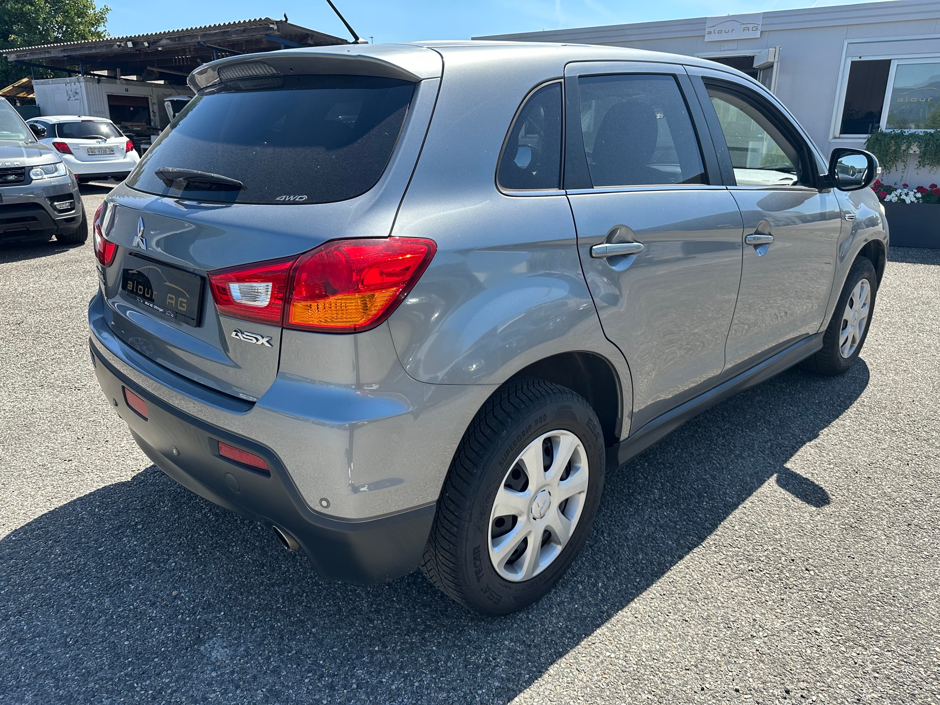 MITSUBISHI ASX 1.8 DID 4WD-image-4
